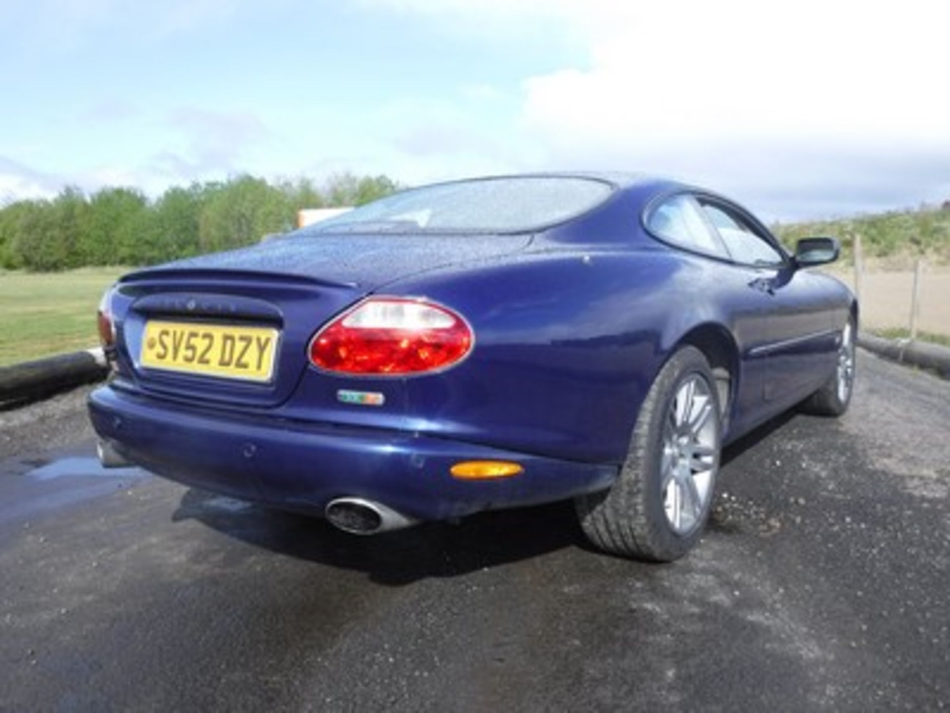 JAGUAR XKR COUPE AUTO - 4196cc - Image 2 of 15