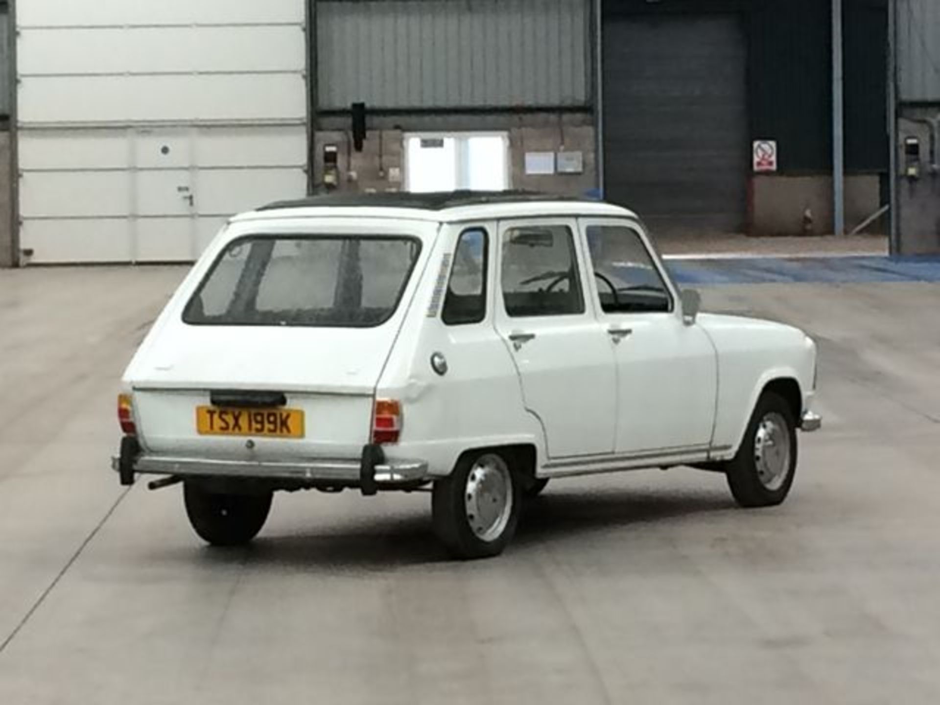 RENAULT 6 TL - 1108cc - Image 12 of 17