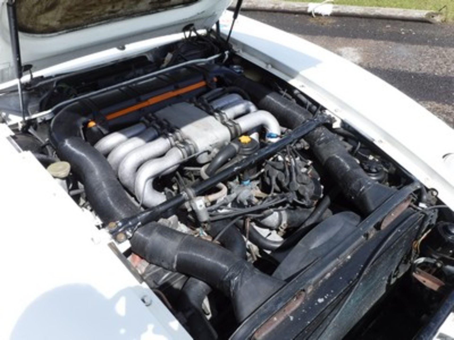 PORSCHE 928 S AUTO - 4664cc - Image 3 of 12