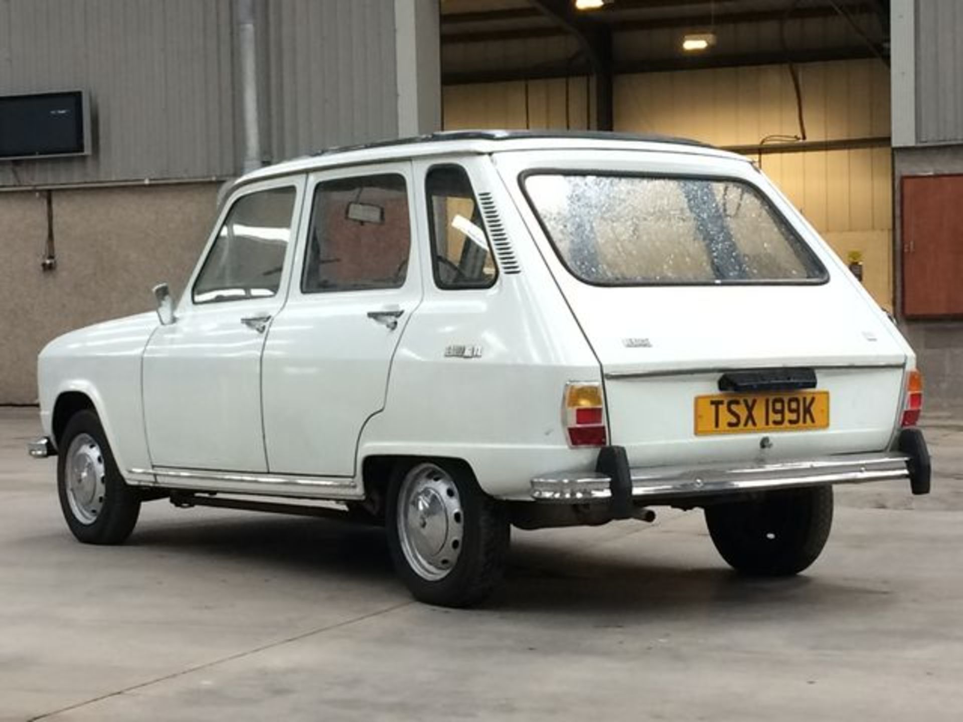 RENAULT 6 TL - 1108cc - Image 11 of 17