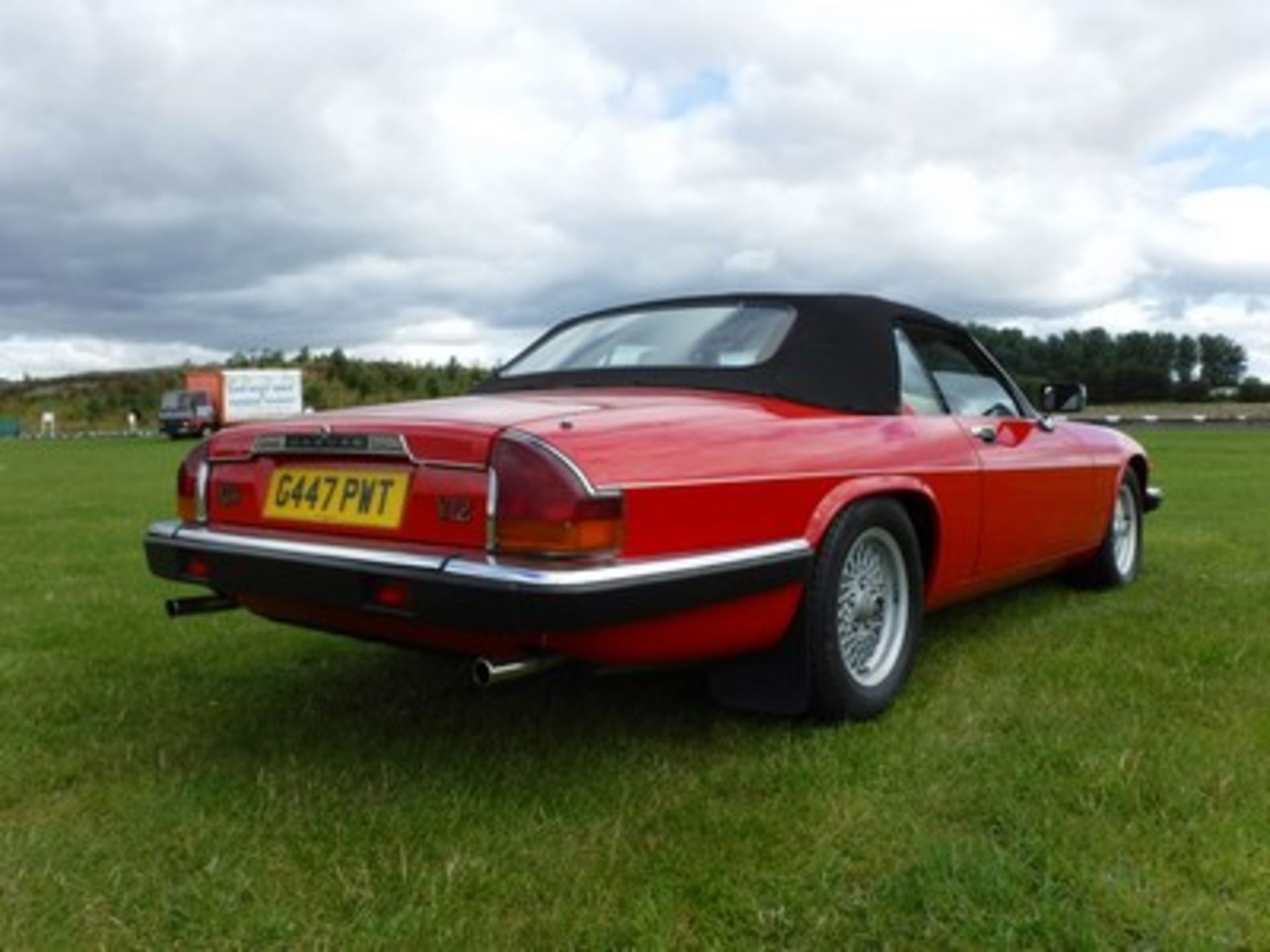 JAGUAR XJ-S CONVERTIBLE AUTO - 5343cc - Image 2 of 21