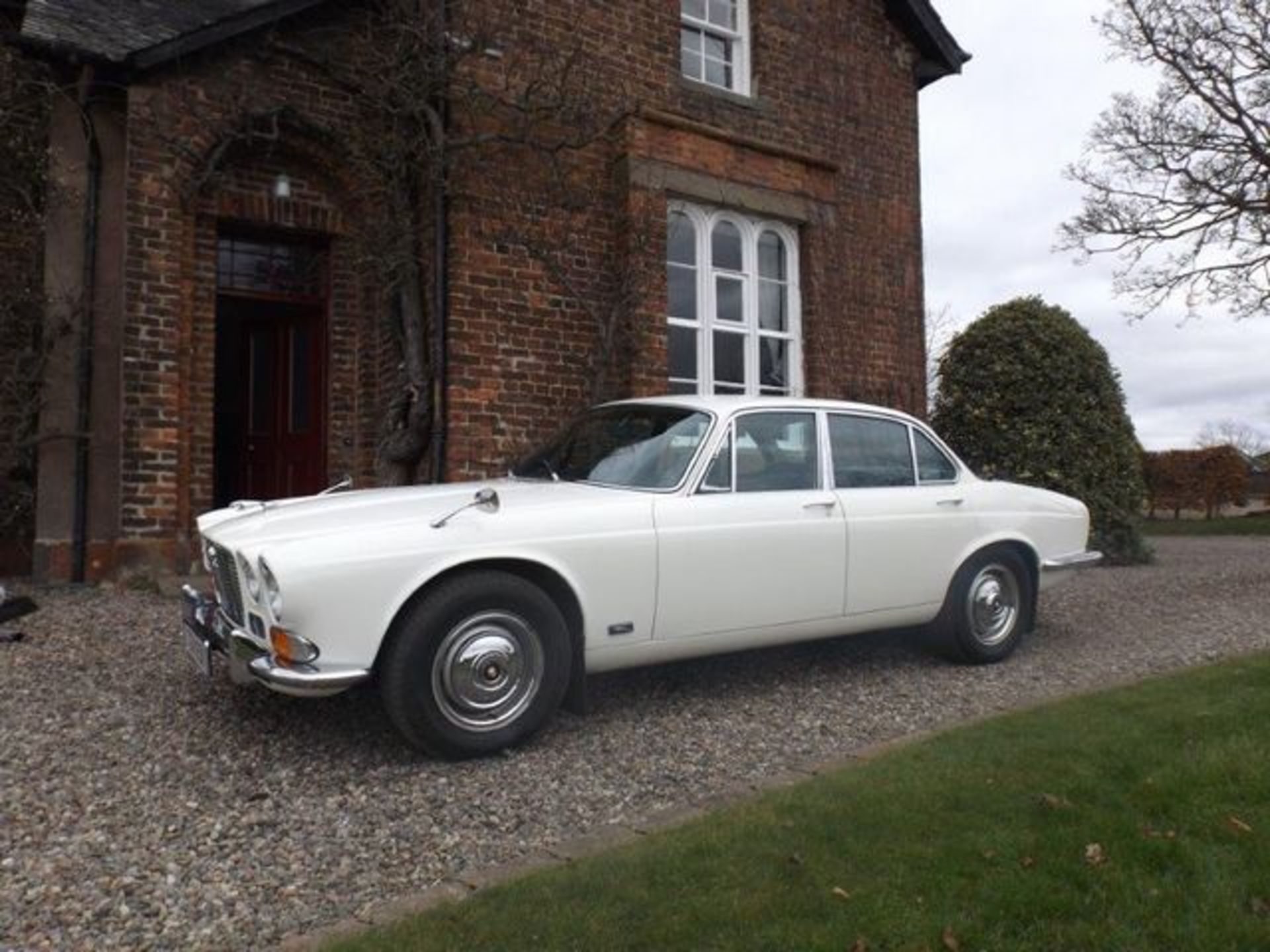 JAGUAR XJ6 4.2 - 4235cc - Image 4 of 14