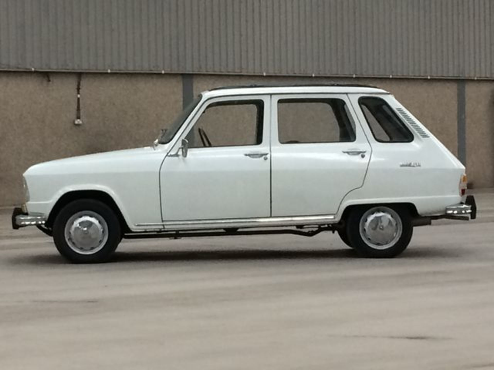 RENAULT 6 TL - 1108cc - Image 11 of 34