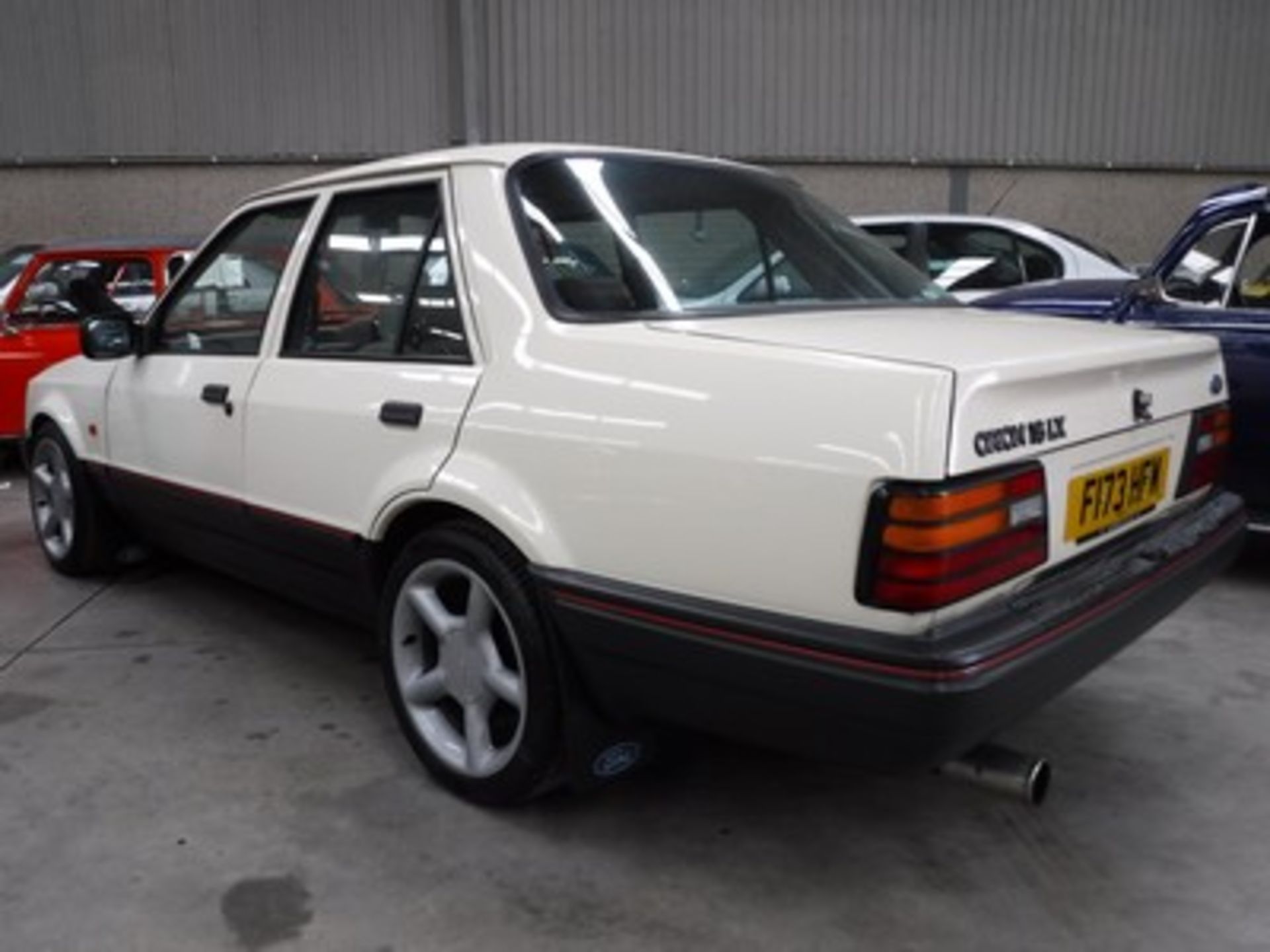 FORD ORION LX - 1596cc - Image 19 of 32