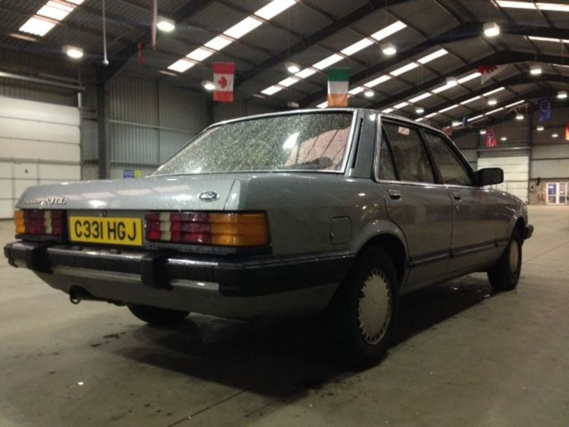 FORD GRANADA GL AUTO - 2293cc - Image 3 of 16