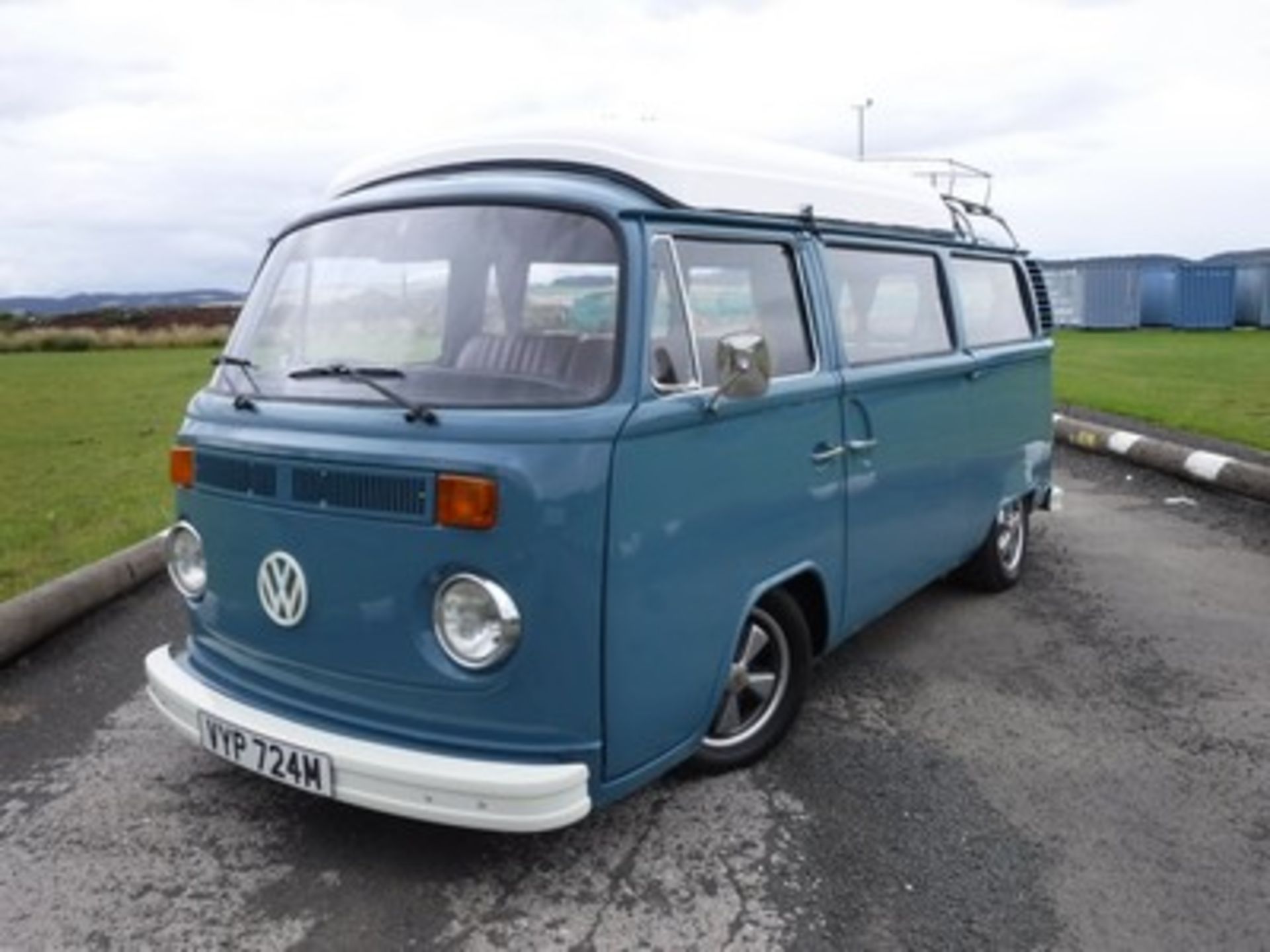 VOLKSWAGEN TYPE 2 T2B KOMBI - 1584cc - Image 2 of 32