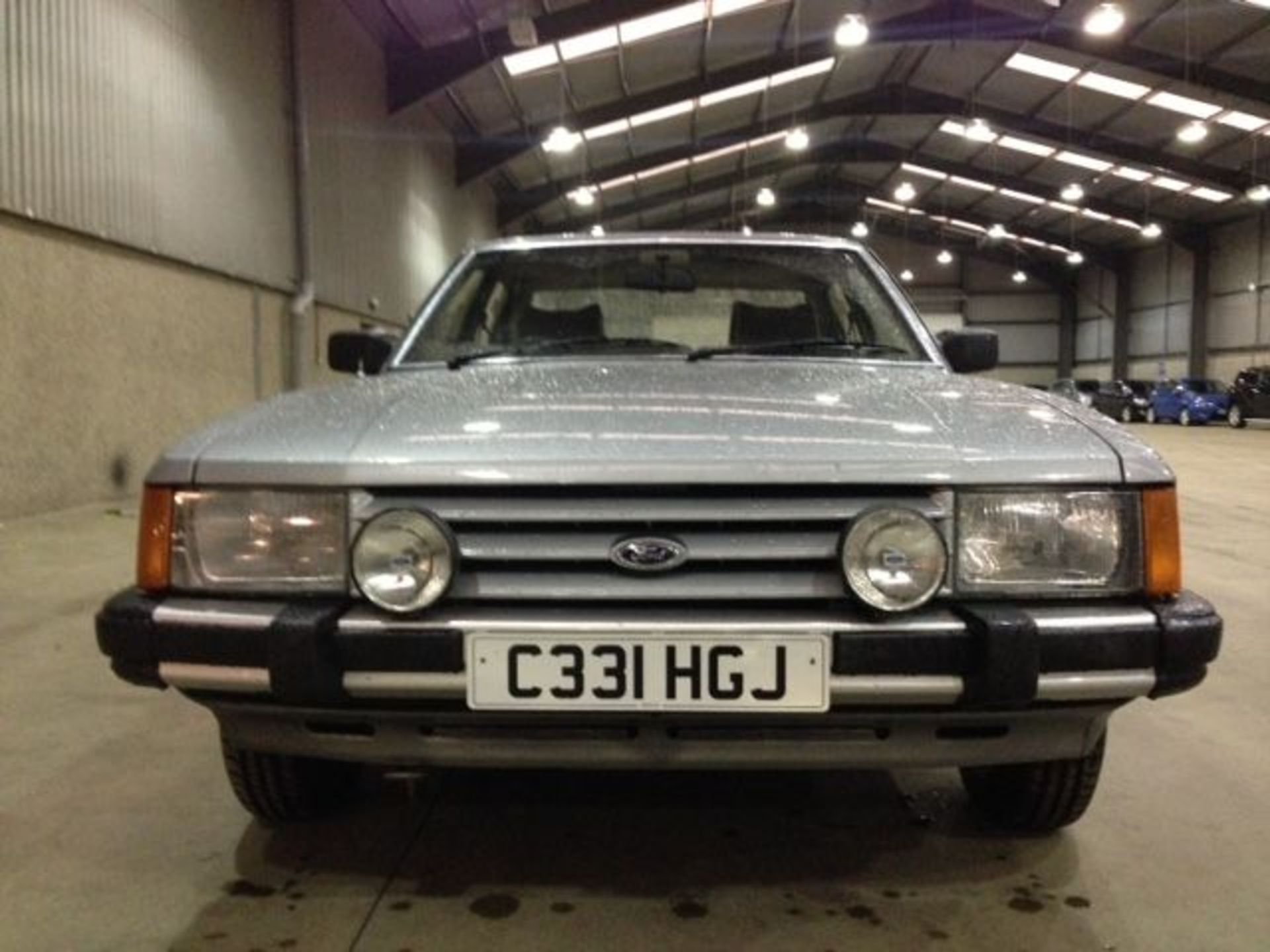 FORD GRANADA GL AUTO - 2293cc - Image 10 of 16