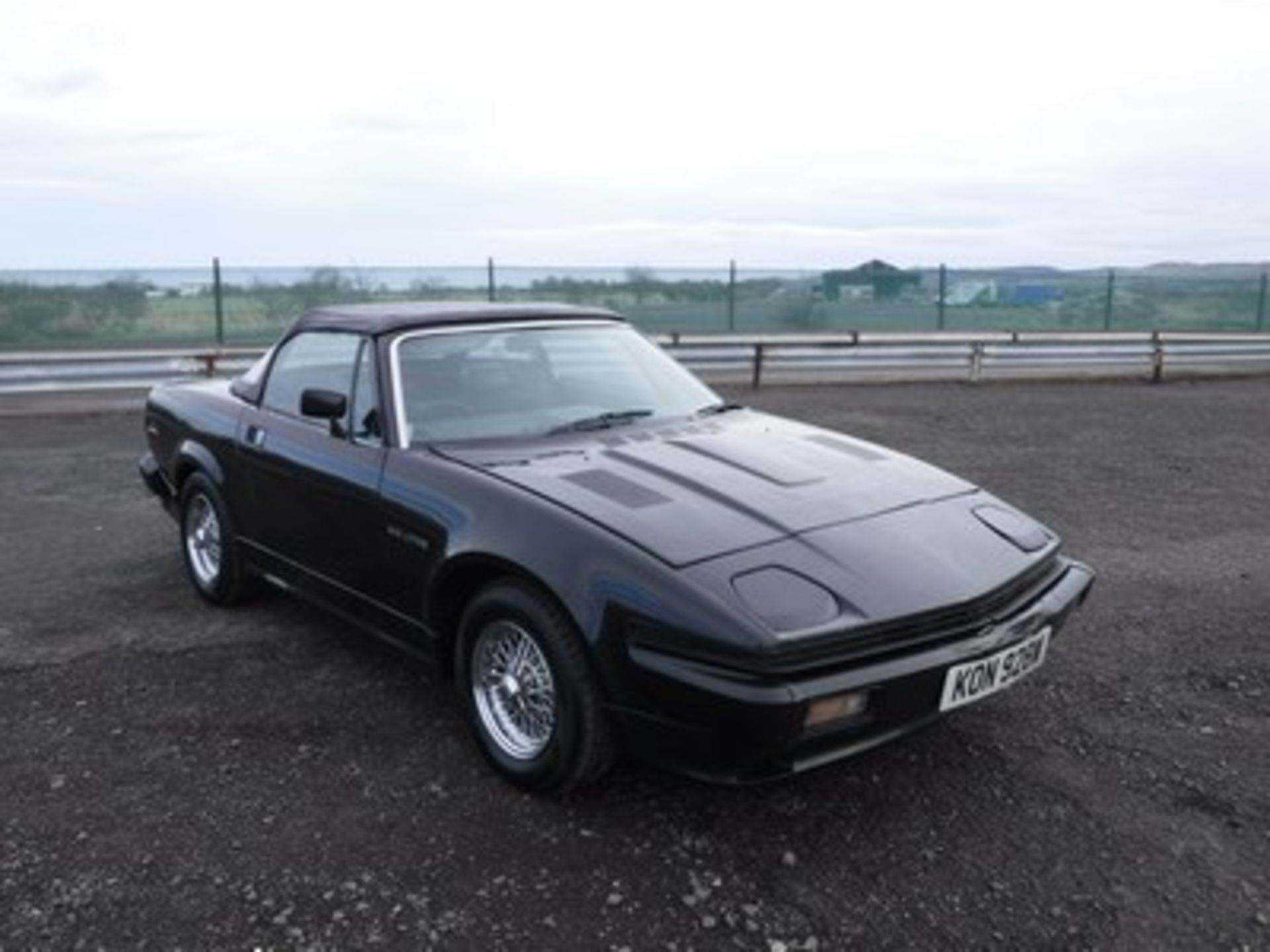 TRIUMPH TR7 CONVERTIBLE - 1998cc - Image 2 of 16