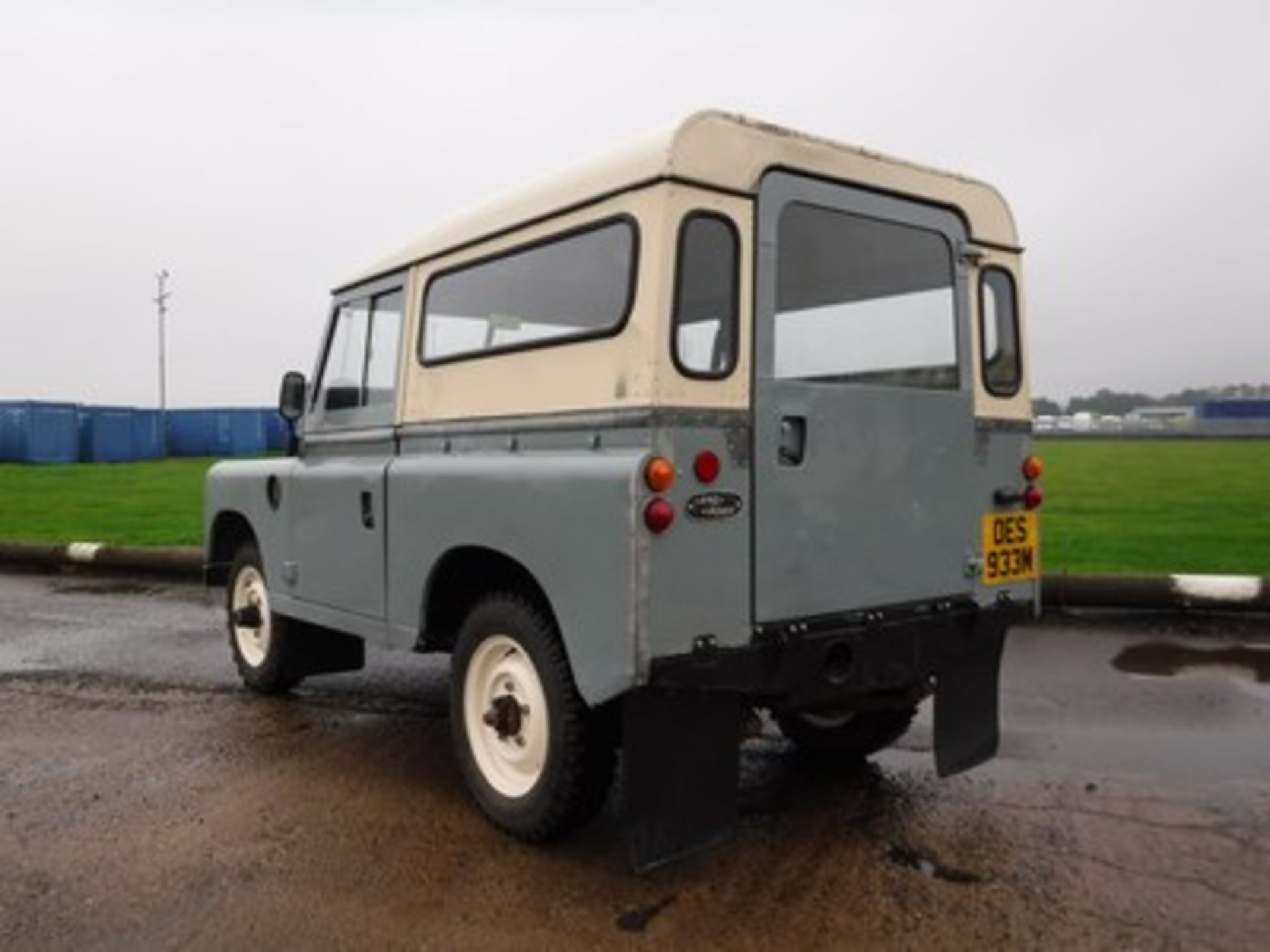LAND ROVER 88" - 4 CYL - 2286cc - Image 11 of 26