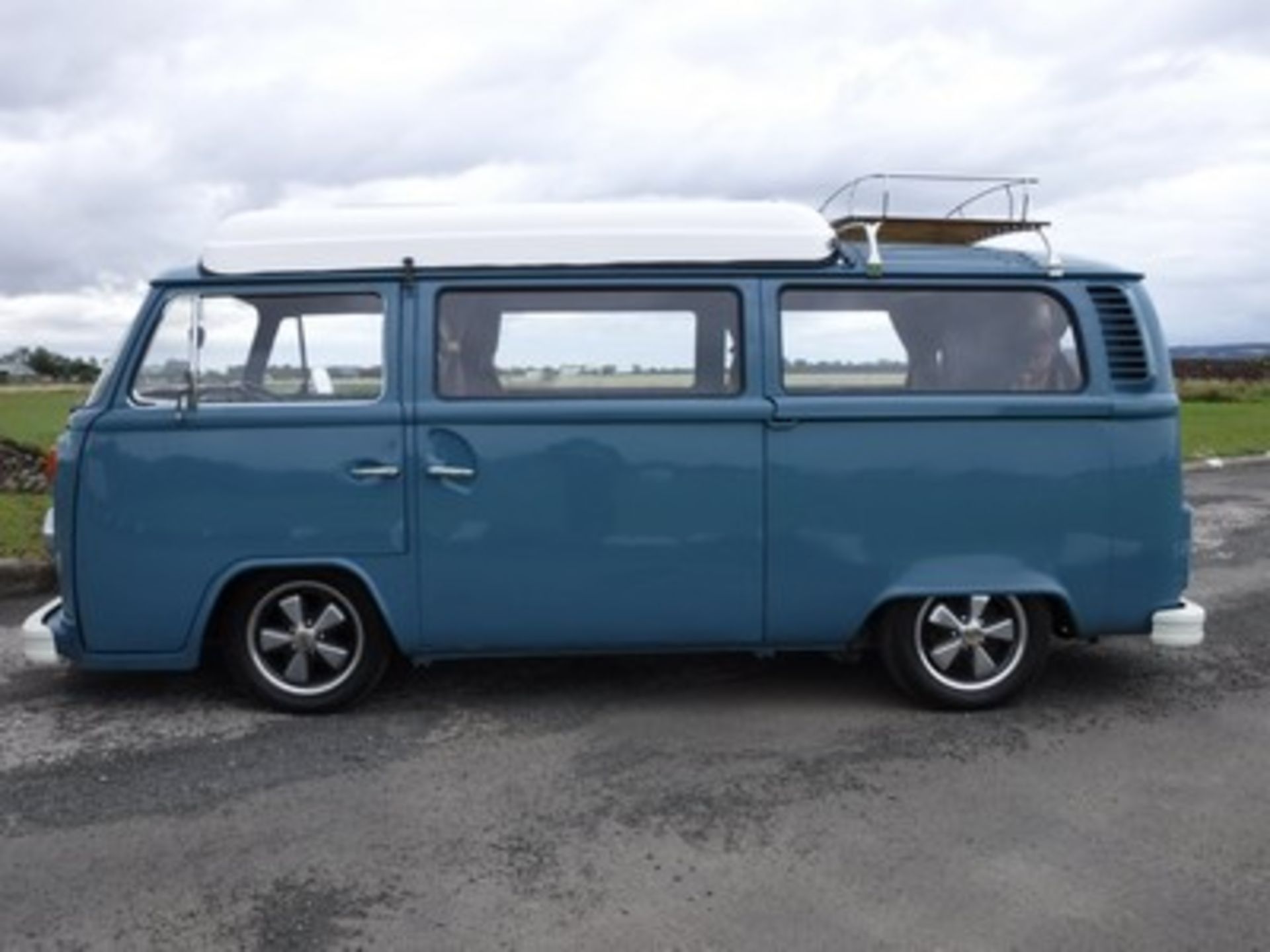 VOLKSWAGEN TYPE 2 T2B KOMBI - 1584cc - Image 20 of 32