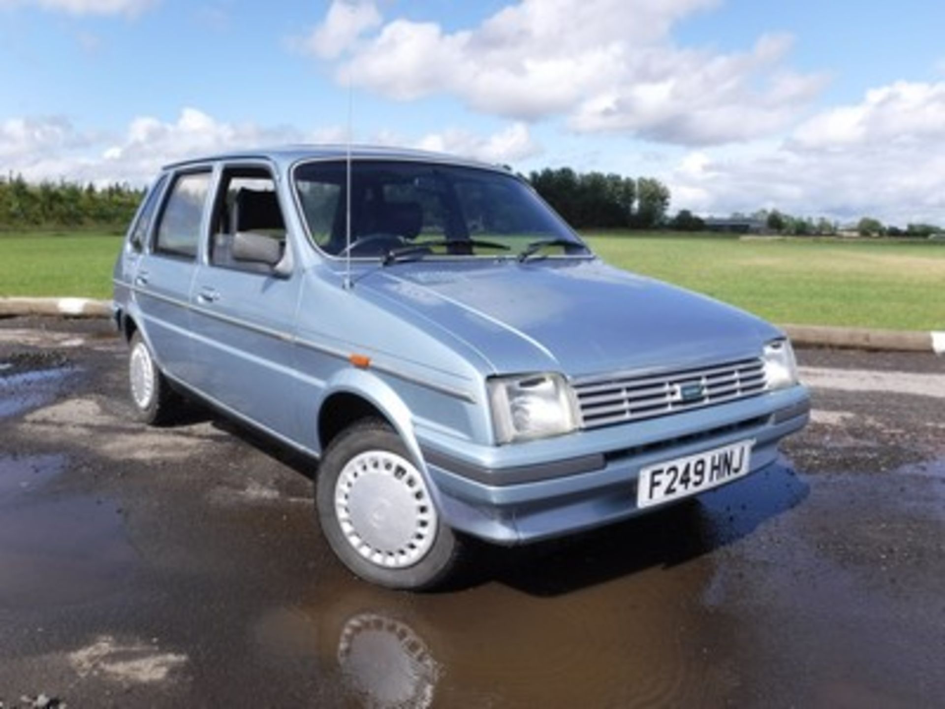 AUSTIN METRO V/PLAS AUTO - 1275cc