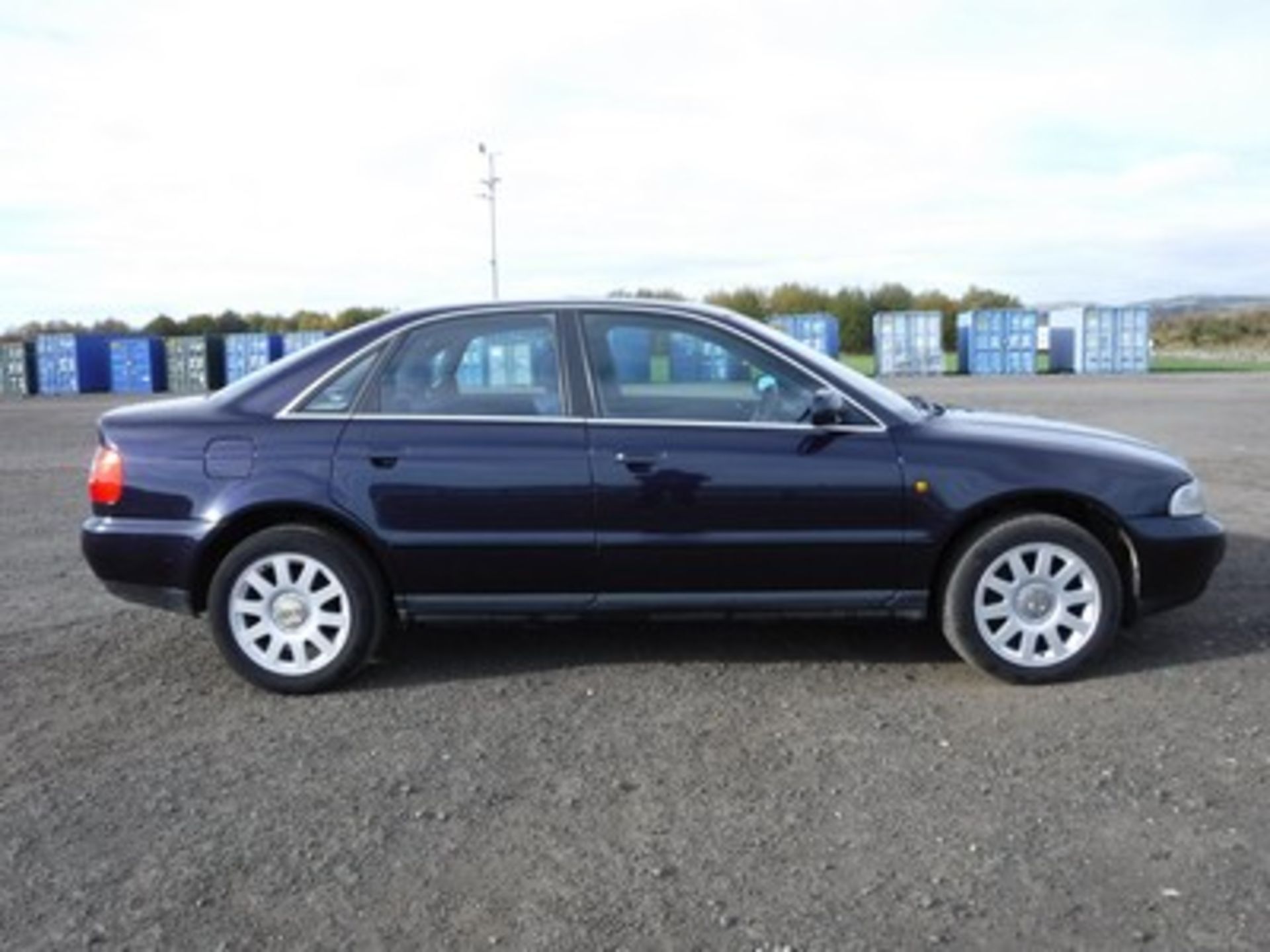 AUDI A4 SE - 2393cc - Image 20 of 30