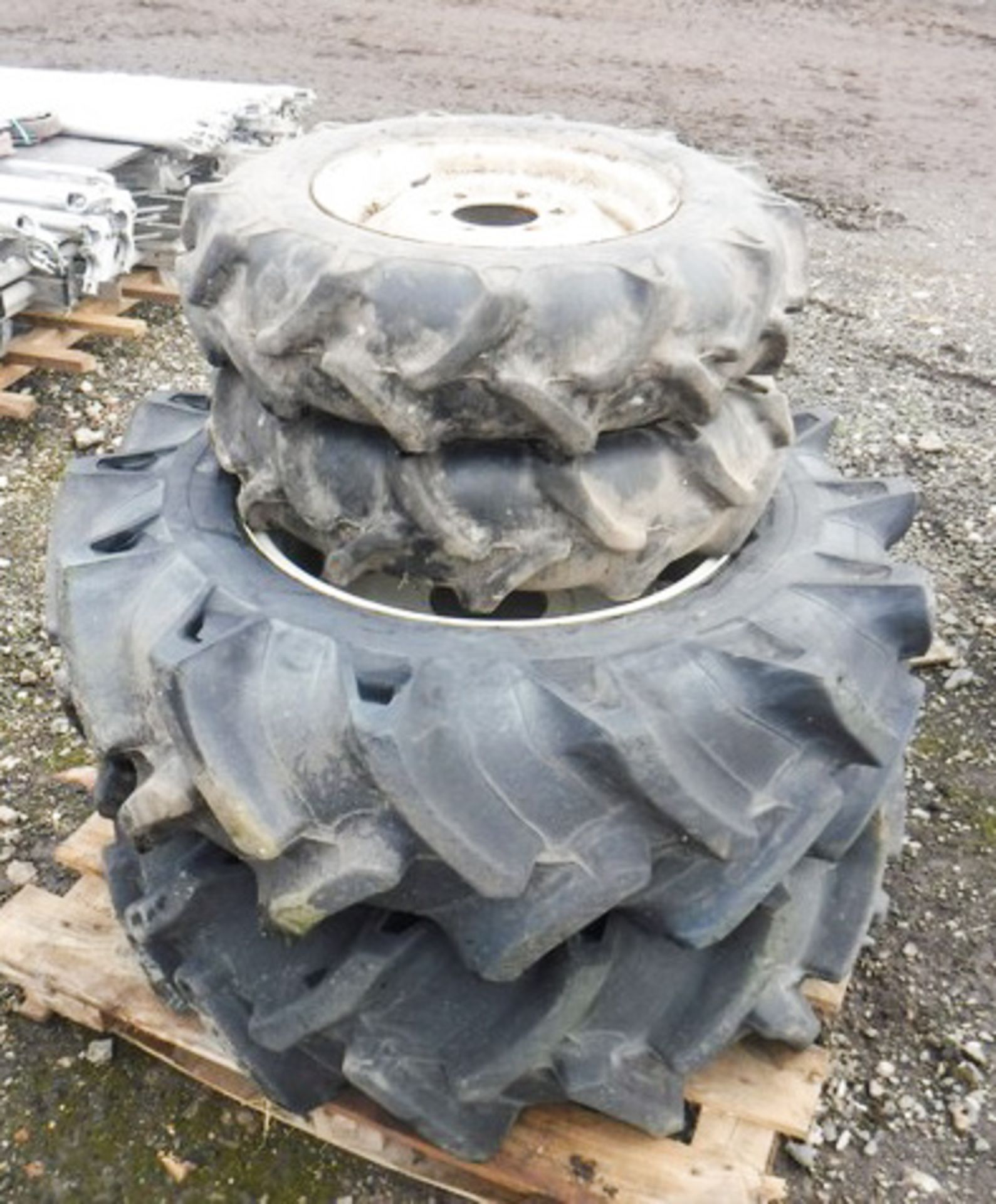 4 X COMPACT TRACTOR TYRES, 2 X 8-16, 2 X 13.6-24