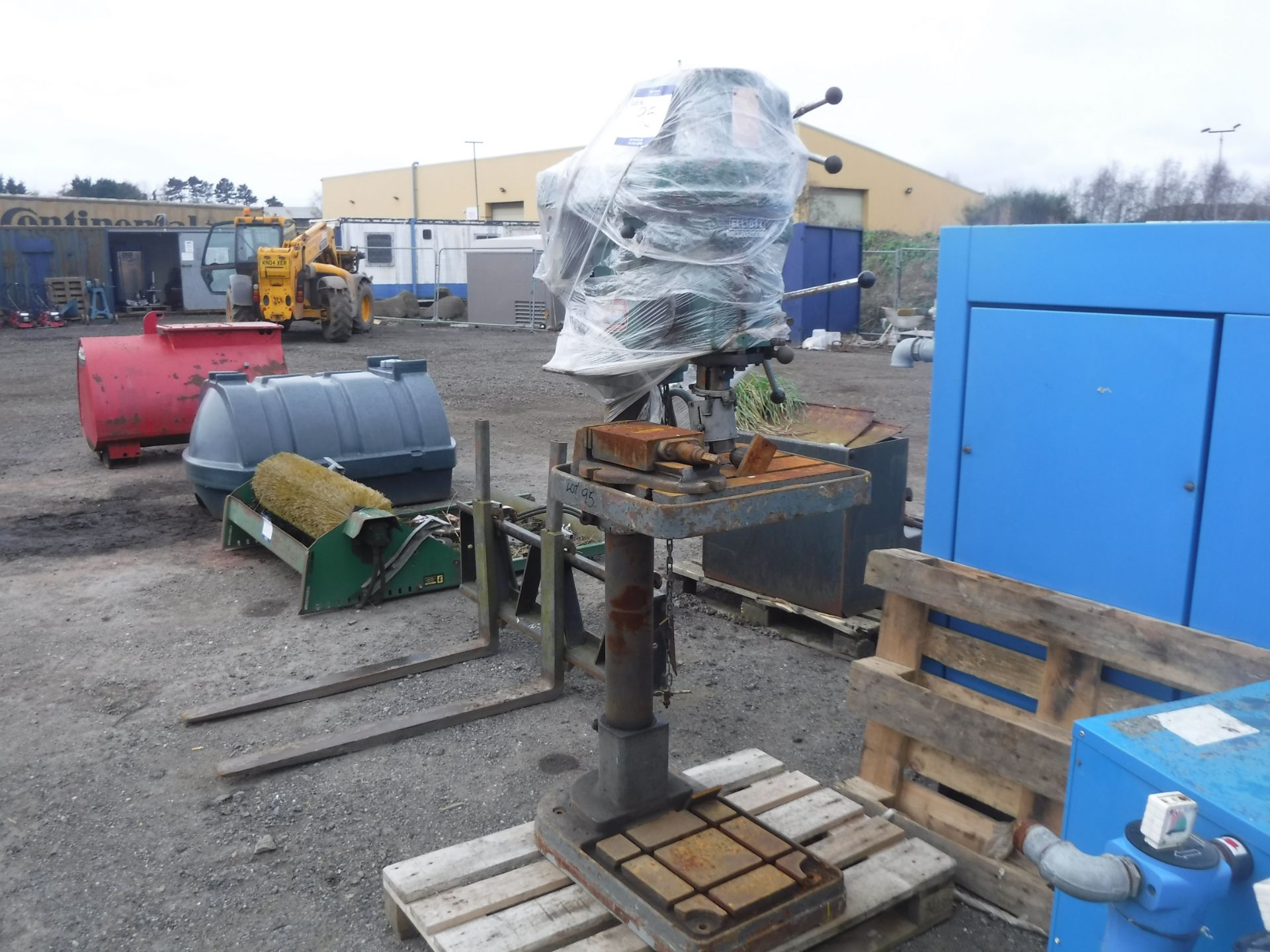 ELLIOT PROGRESS PILLAR DRILL - EX DC THOMSON