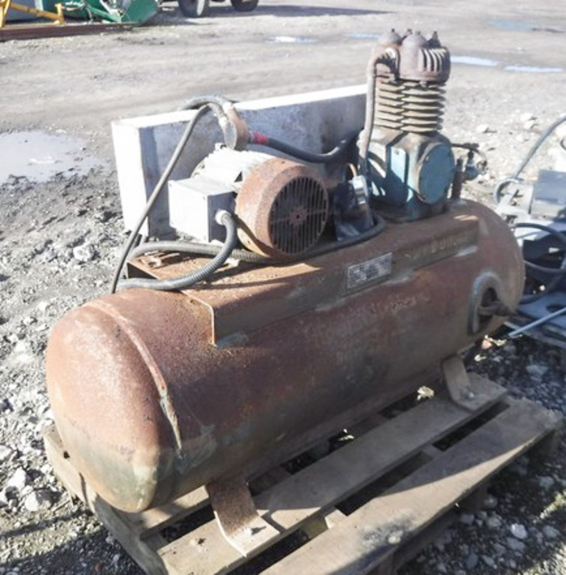 1959 INGERSOLL RAND W/SHOP COMPRESSOR SPARES OR REPAIRS