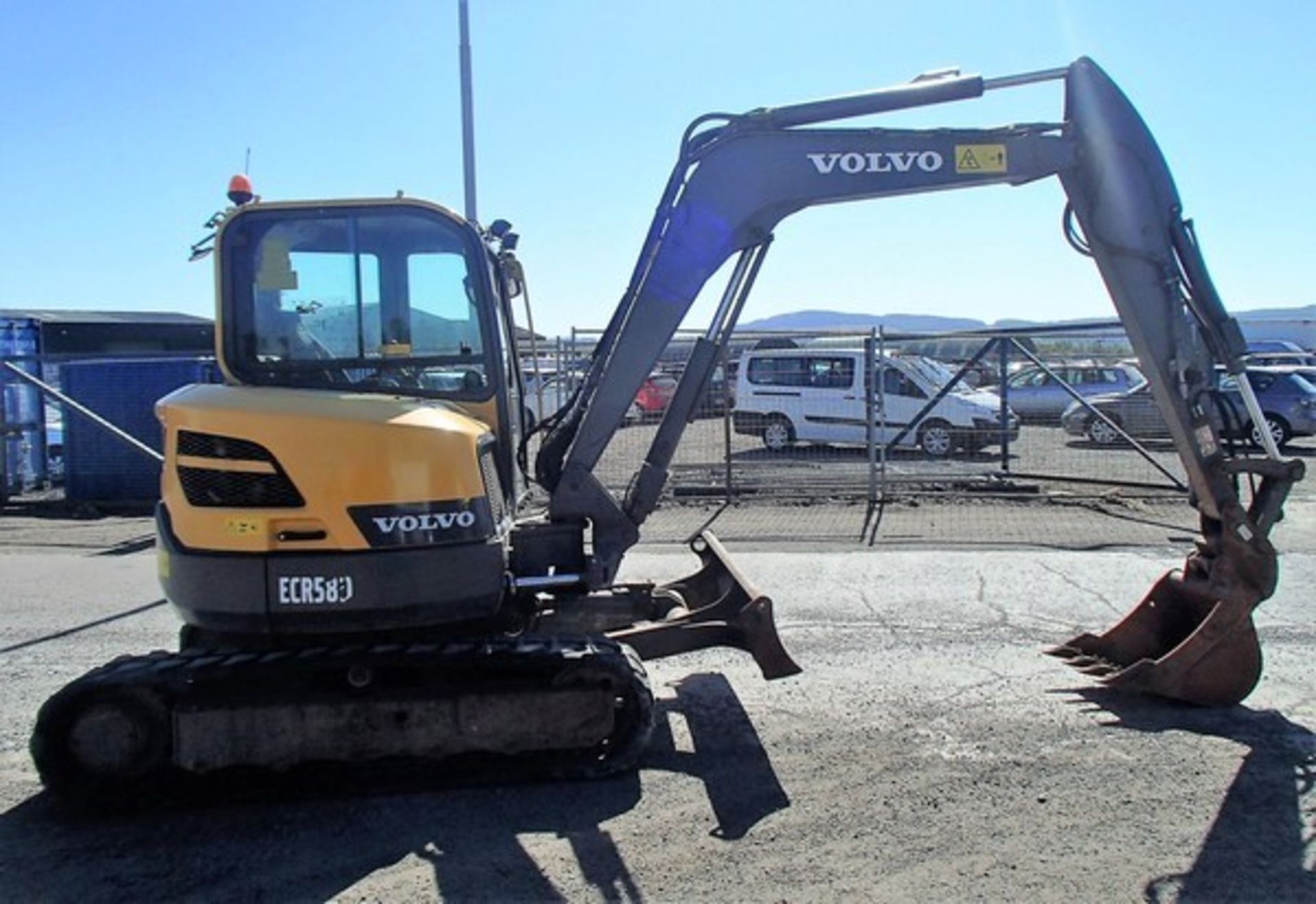 2013 VOLVO EDR58D. S/N VCEOOC58J00280134C/W RUBBER TRACKS, PIPED FOR HAMMER 1 BUCKET, 3989HRS (NOT V - Image 15 of 21
