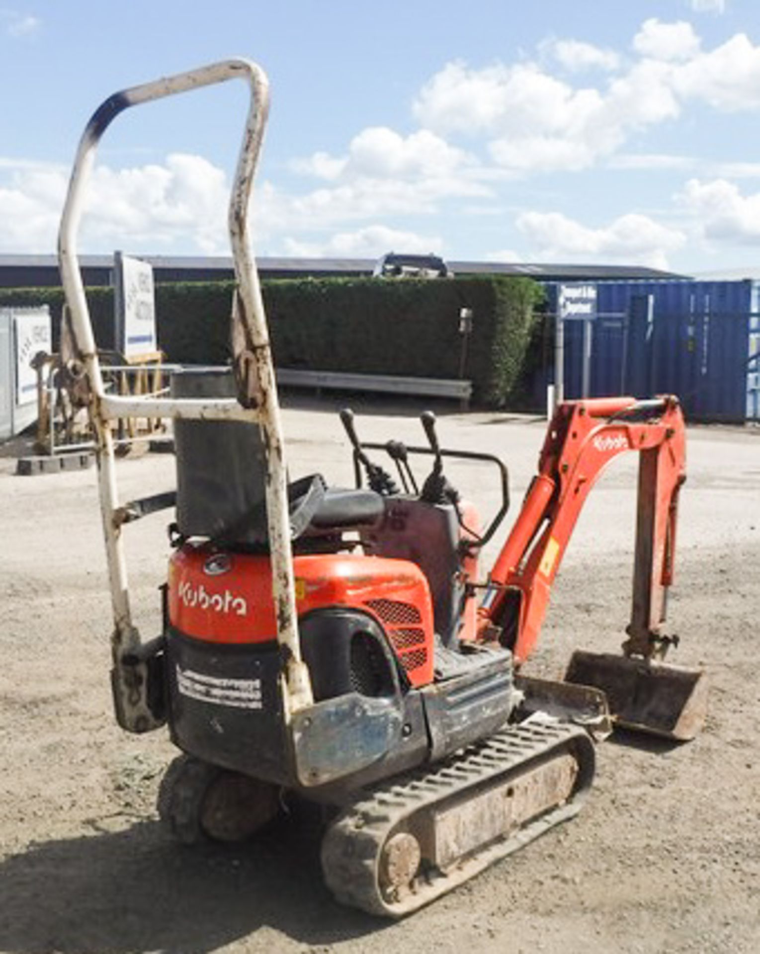 KUBOTA K008-3 ULTRA COMPACT EXCAVATOR C/W WITH BUCKET. SN12613. 3154 HRS. YEAR UNKNOWN - Image 6 of 18
