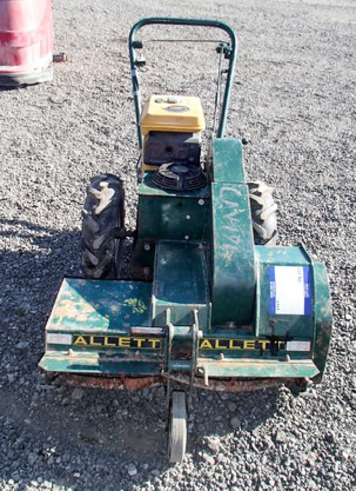 ALLETT WITH ROBIN ENGINE VERGE CUTTER