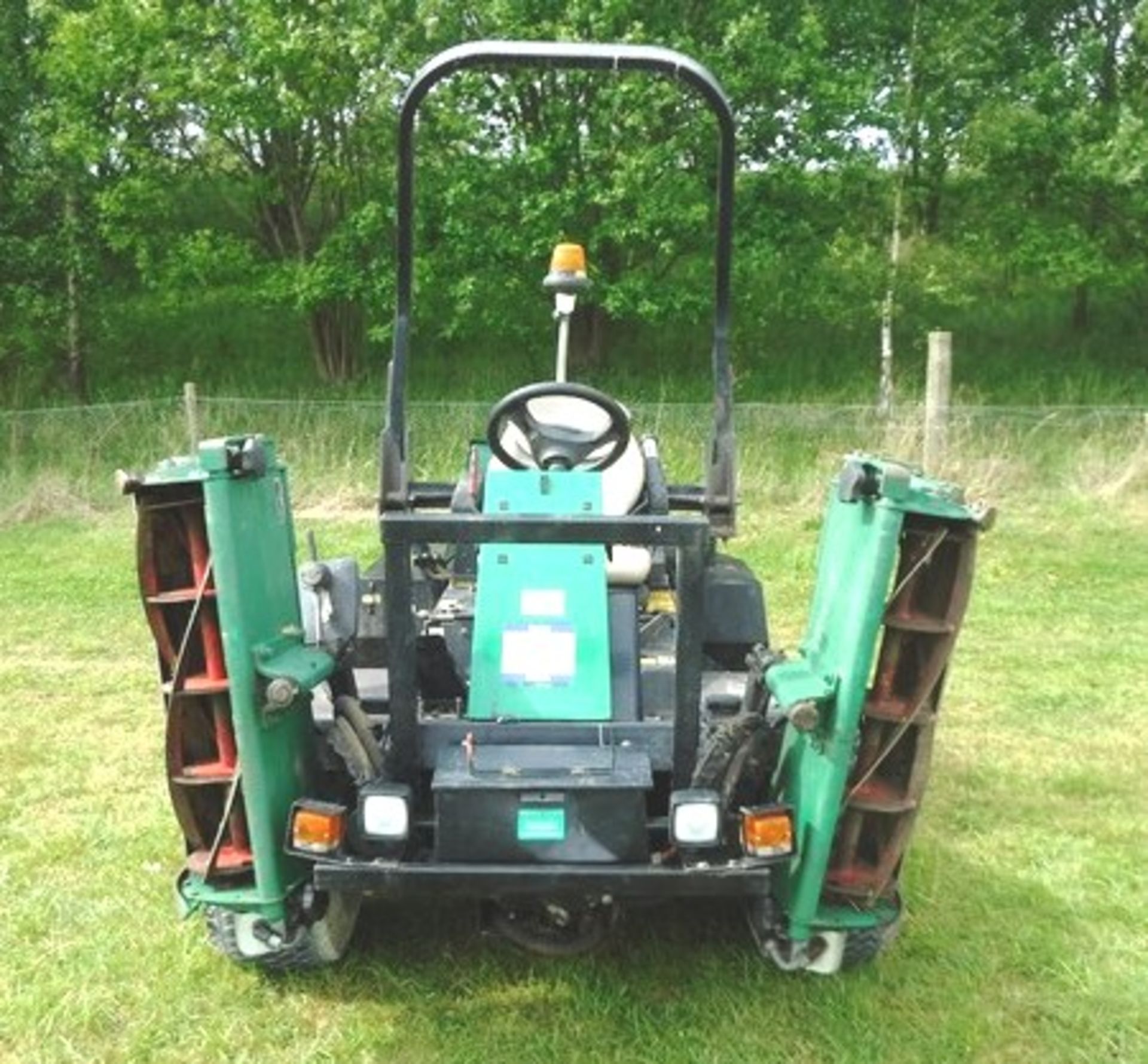 2009 RANSOME PARKWAY 2250 PLUS MOWER. REG NO SF58 OUA. 2714 HRS - Image 12 of 19