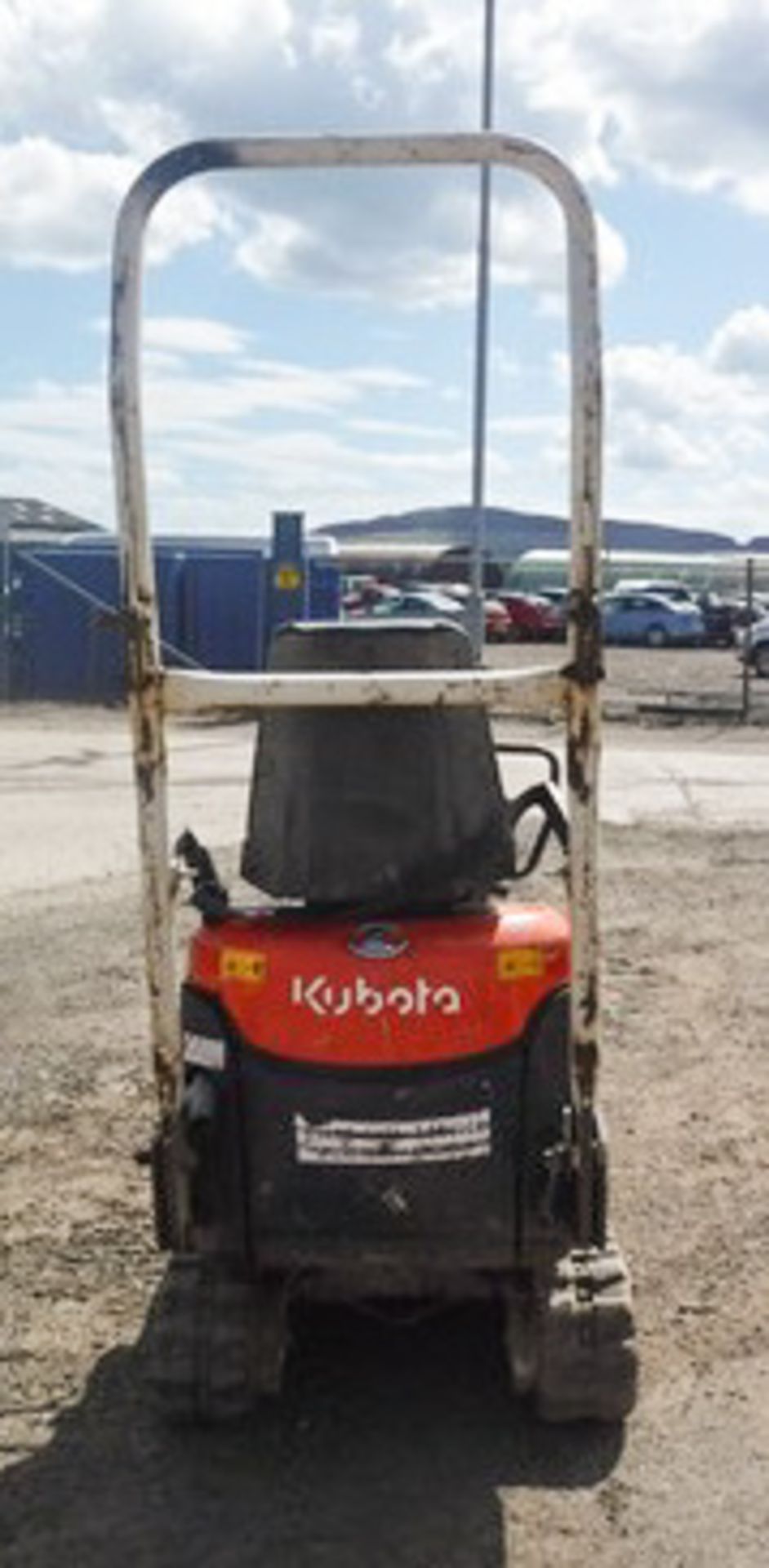 KUBOTA K008-3 ULTRA COMPACT EXCAVATOR C/W WITH BUCKET. SN12613. 3154 HRS. YEAR UNKNOWN - Image 7 of 18