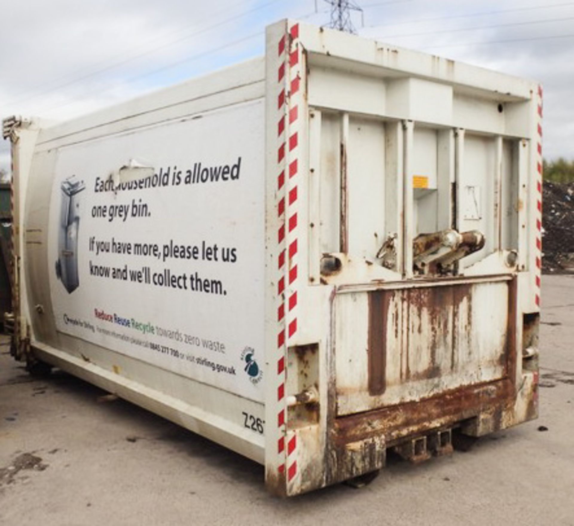 SELF LOADING DEMOUNTABLE WASTE CONTAINER C/W OPENING REAR DOOR, ASSET NO Z2673*** SOLD FROM SITE - L - Image 2 of 3