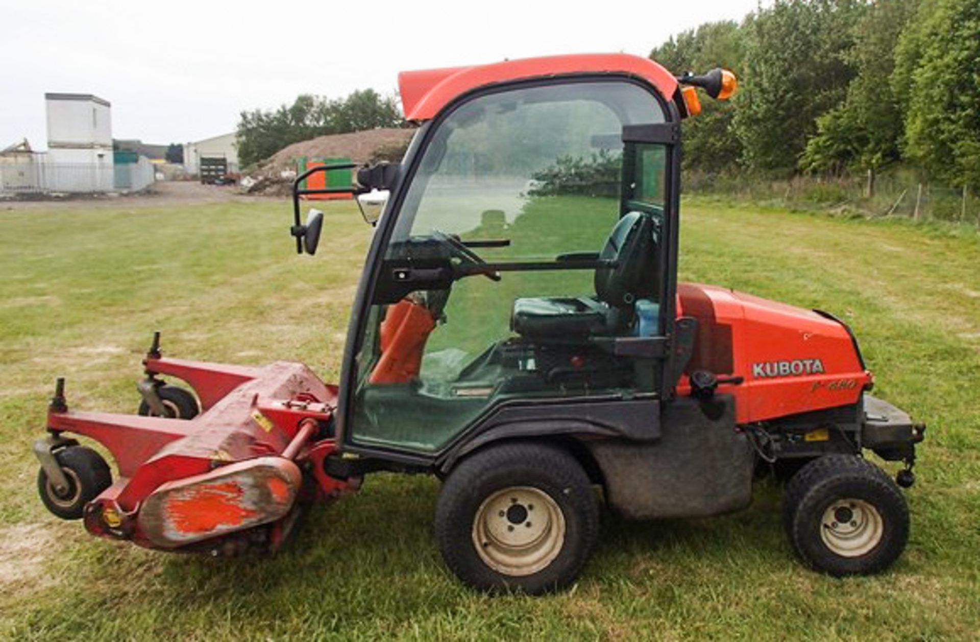 2010 KUBOTA F3680EC SN F3680EC32677. C/W TRIMAX FLAILDEK FX155. PL NO 13064. 1326 HRS (NOT VERIFIED - Image 8 of 19