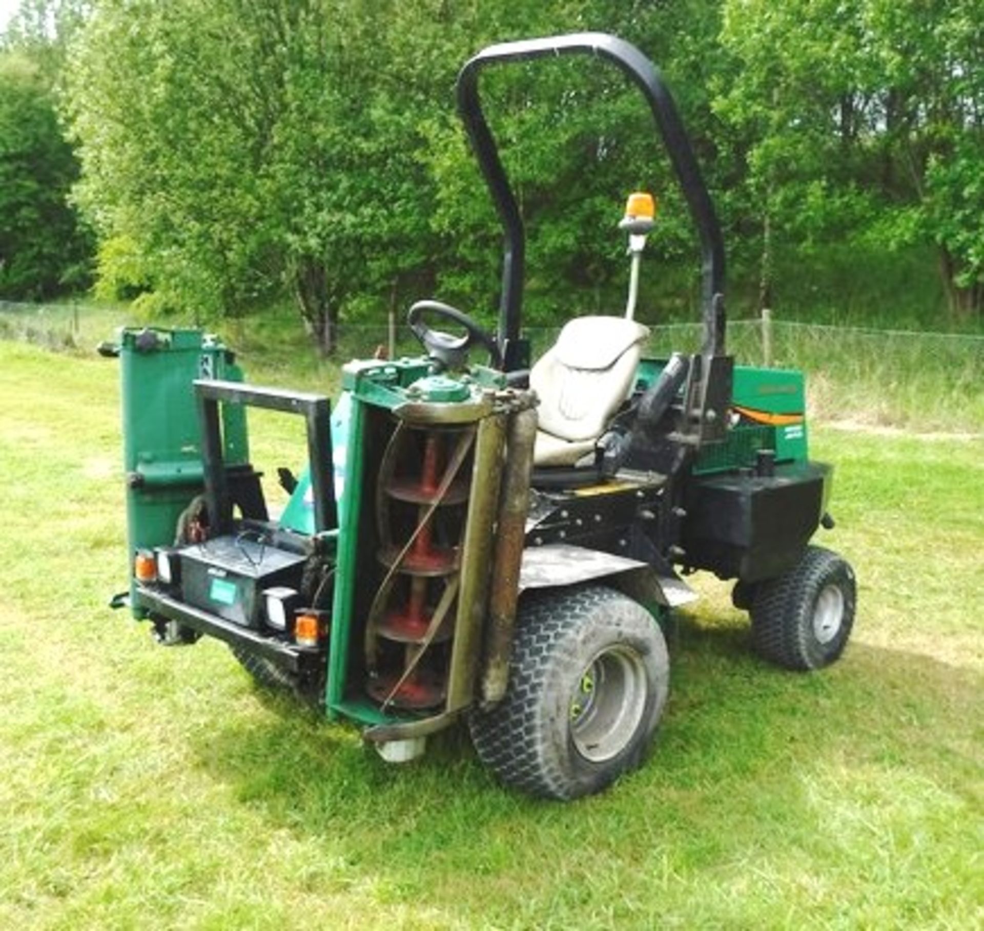 2009 RANSOME PARKWAY 2250 PLUS MOWER. REG NO SF58 OUA. 2714 HRS