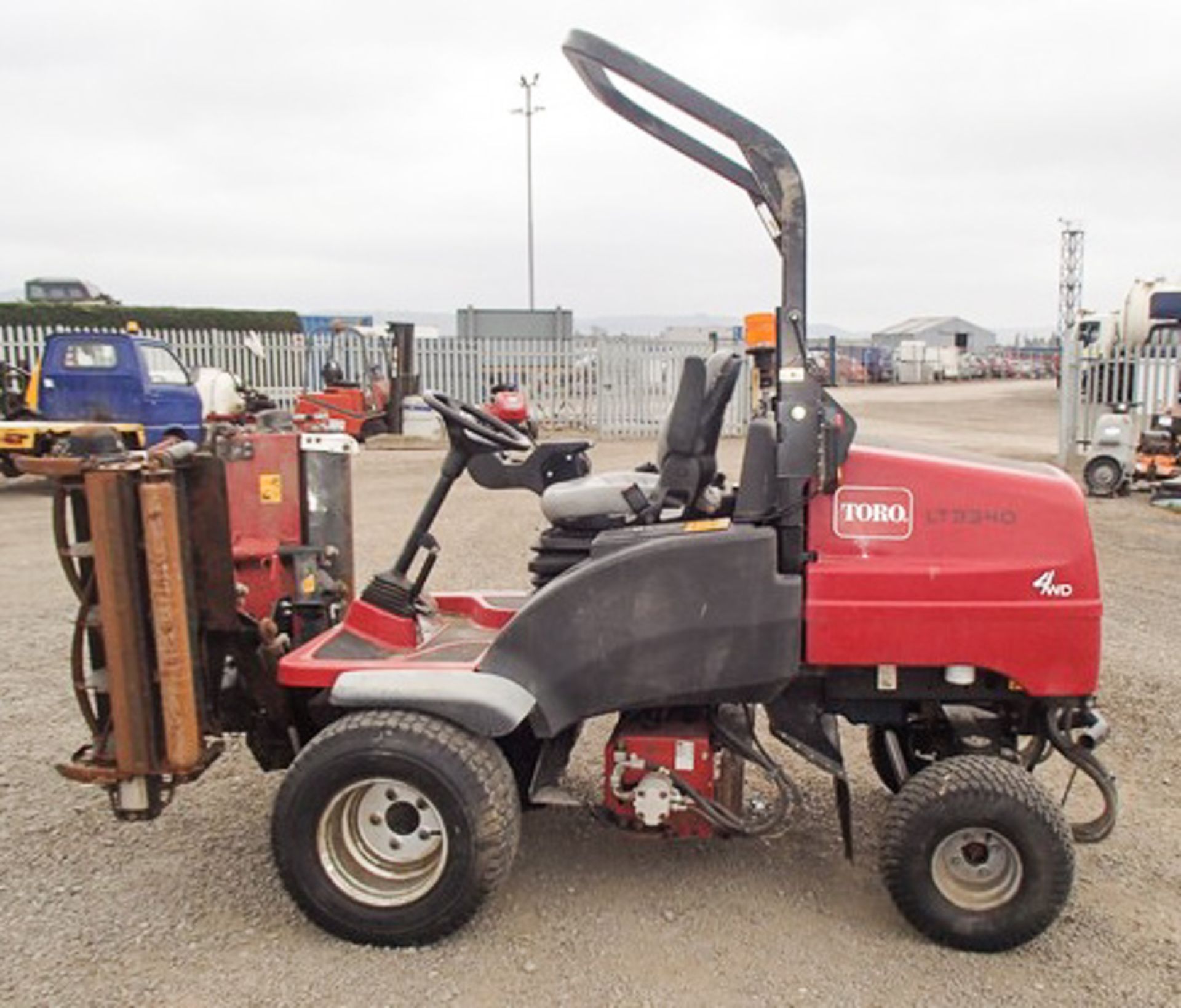 2012 TORO MOWING MACHINE, 2 AXLES, 1498CC, REG - SP61 EBZ - 1779 HRS (NOT VERIFIED) - Image 8 of 17