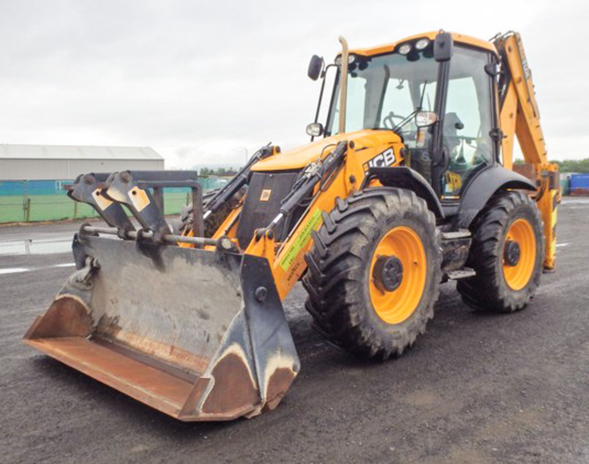 2012 JCB 4CX SITEMASTER, 14H3WM, REG - 131-TS-1132, S/N JCB4CX4WK02108032, TIER 3 ENGINE, HAMMER PIP