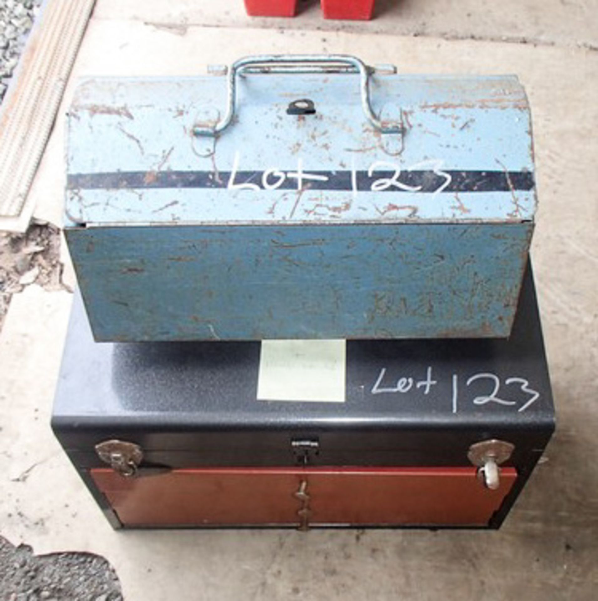 TOOL BOX CONTAINING DRILL BITS, HAND DRILLS & TOOL BOX CONTAINING NUTS & BOLTS