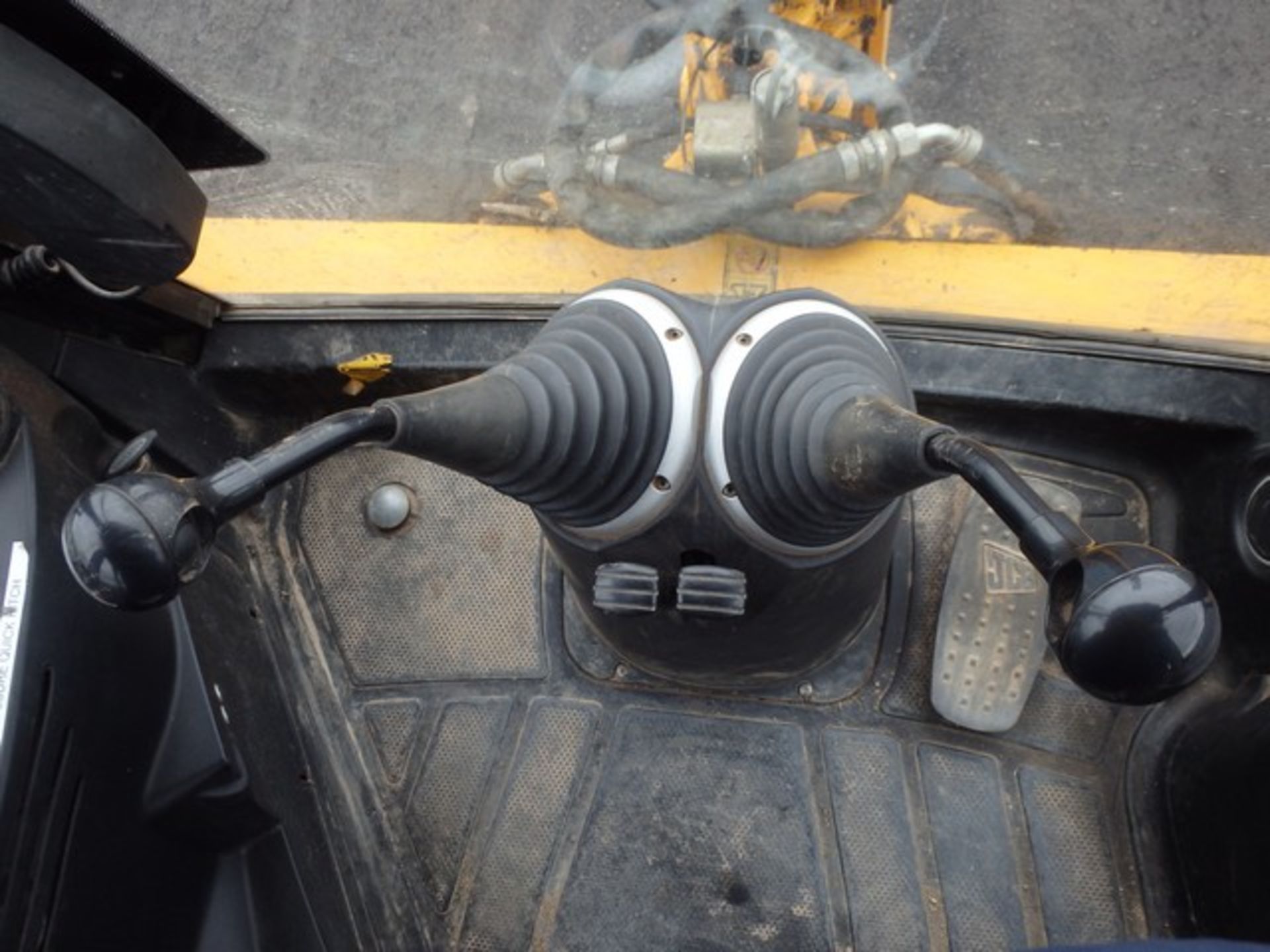 2012 JCB 4CX SITEMASTER, 14H3WM, REG - 131-TS-1132, S/N JCB4CX4WK02108032, TIER 3 ENGINE, HAMMER PIP - Image 16 of 20