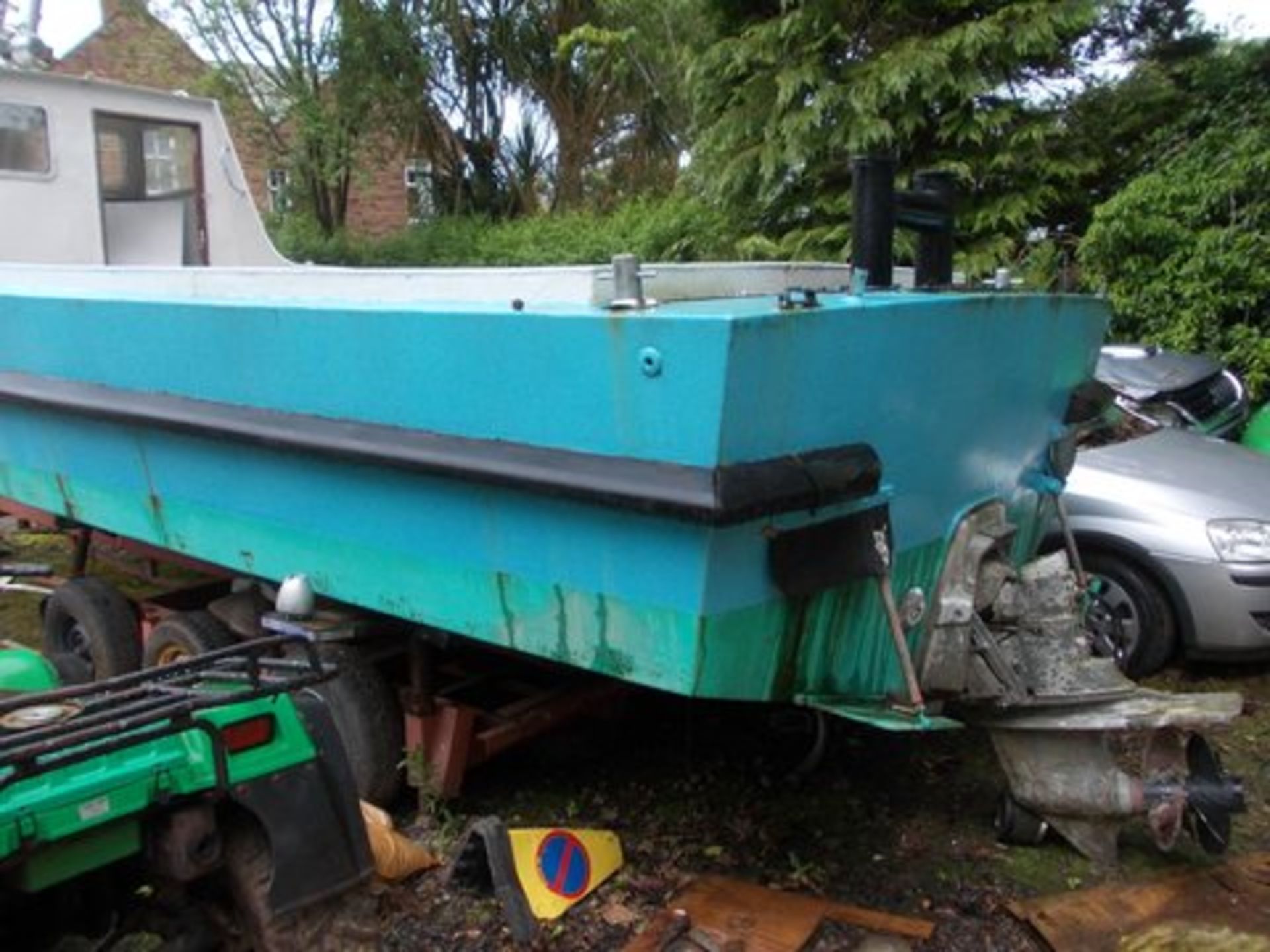 28FT (APPROX) STEEL WORK BOAT, VOLVO TMD41B ENGINE ON STERN LEG** 10% BUYERS PREMIUM **** SOLD FROM - Bild 3 aus 9