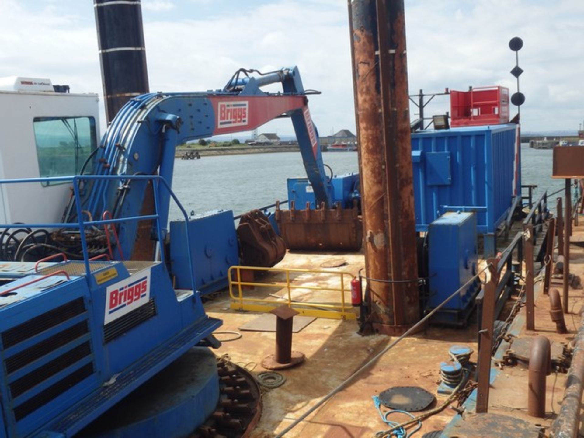 1957 STEEL DUMB BARGE WITH LIEBERR 962 EXCAVATOR C/W 3M & 5M BUCKETS, 3 X 16M SPUD LEGS - WINCH OPER - Image 8 of 16