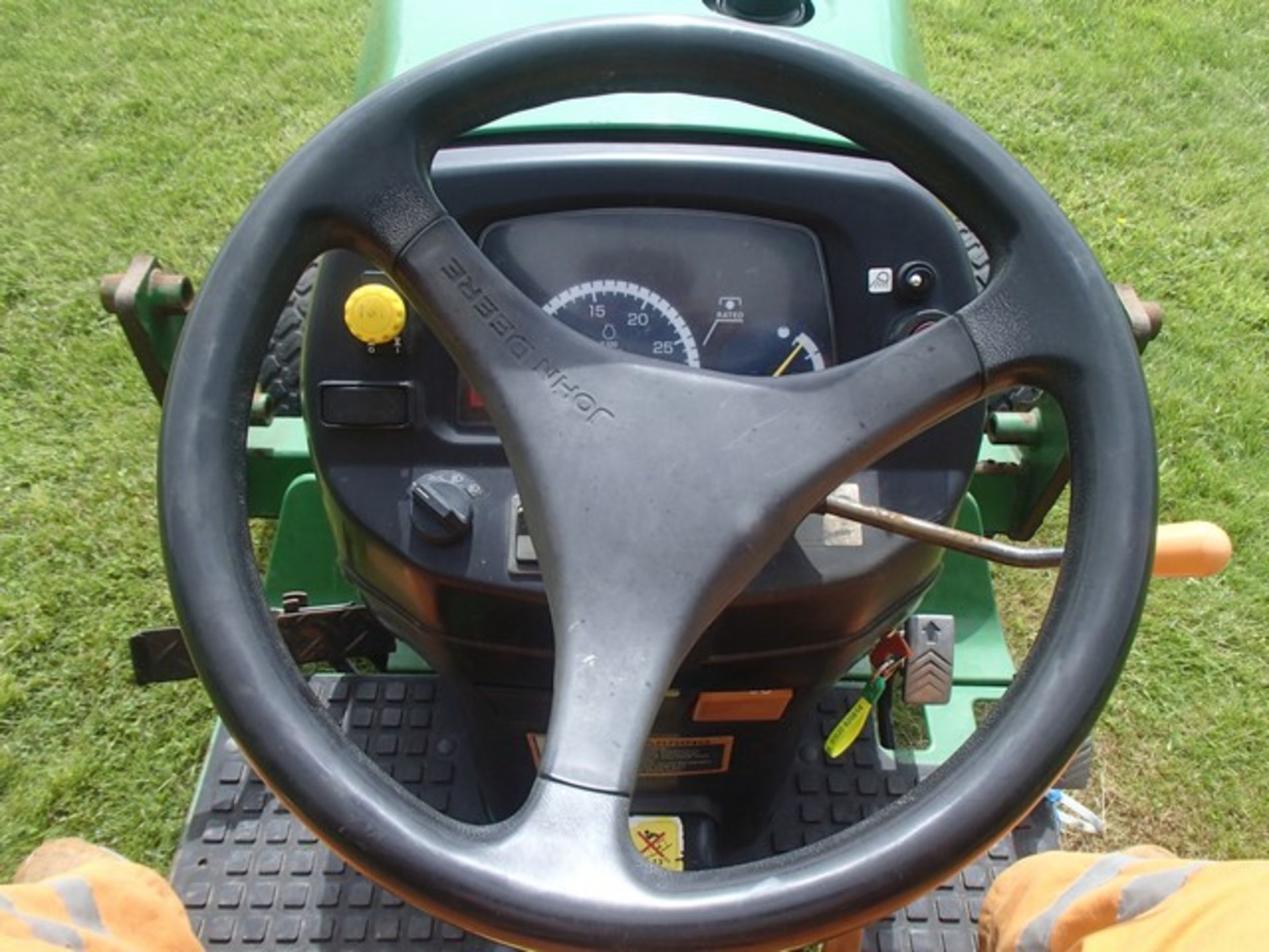 2007 JOHN DEERE 2520, S/N LV2520E286575, 1803HRS (NOT VERIFIED) - Image 15 of 16