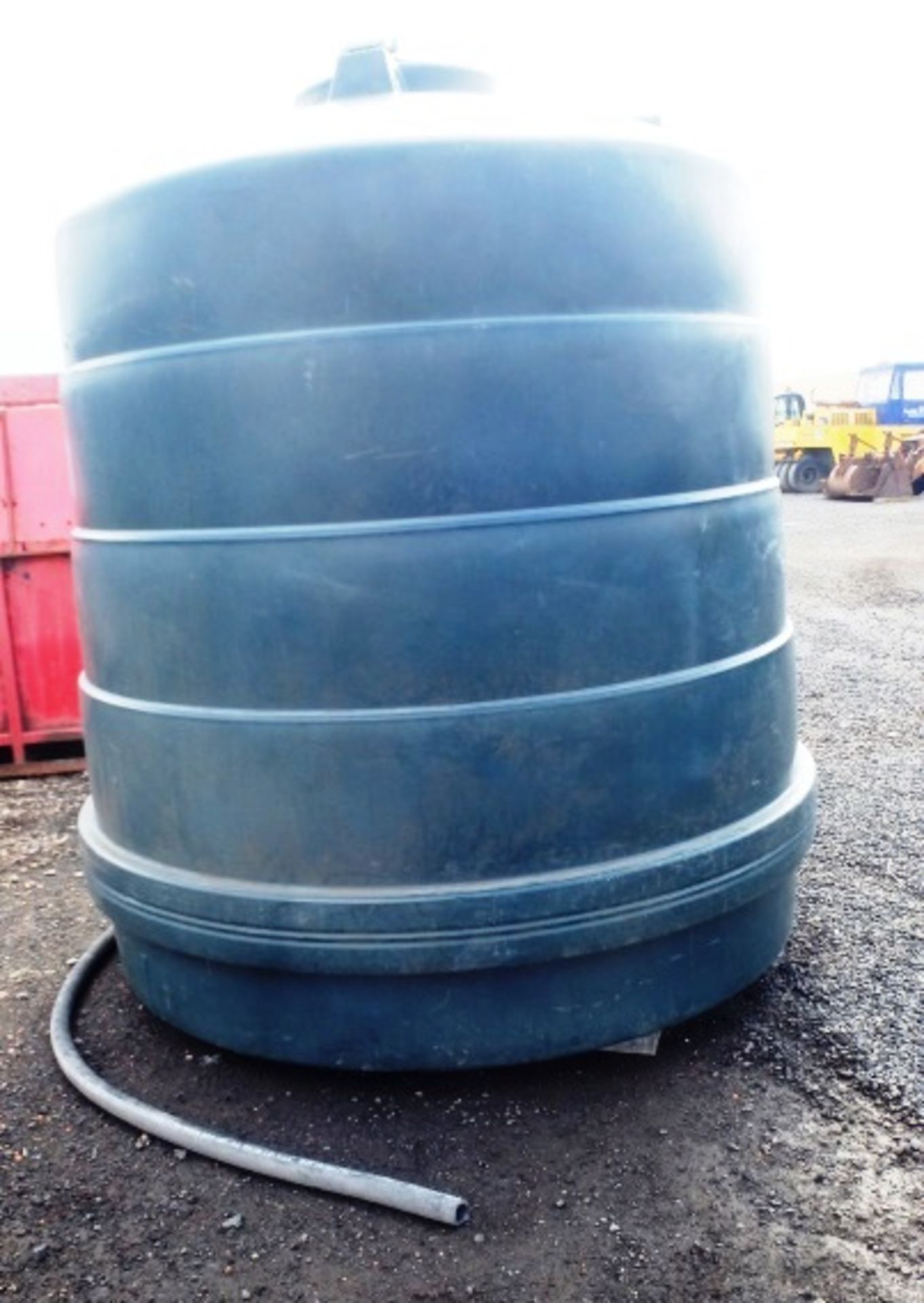 TITAN V5000 FUEL TANK. CAPACITY 5000 LTR. DIAMETER 2010MM HEIGHT 2240MM - Bild 2 aus 3