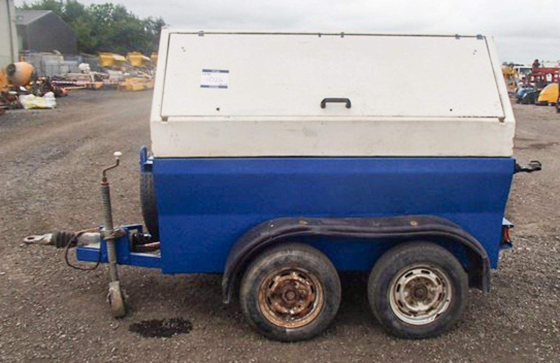 DIESEL BOWSER 1000LTRS, CAN BE TOWED