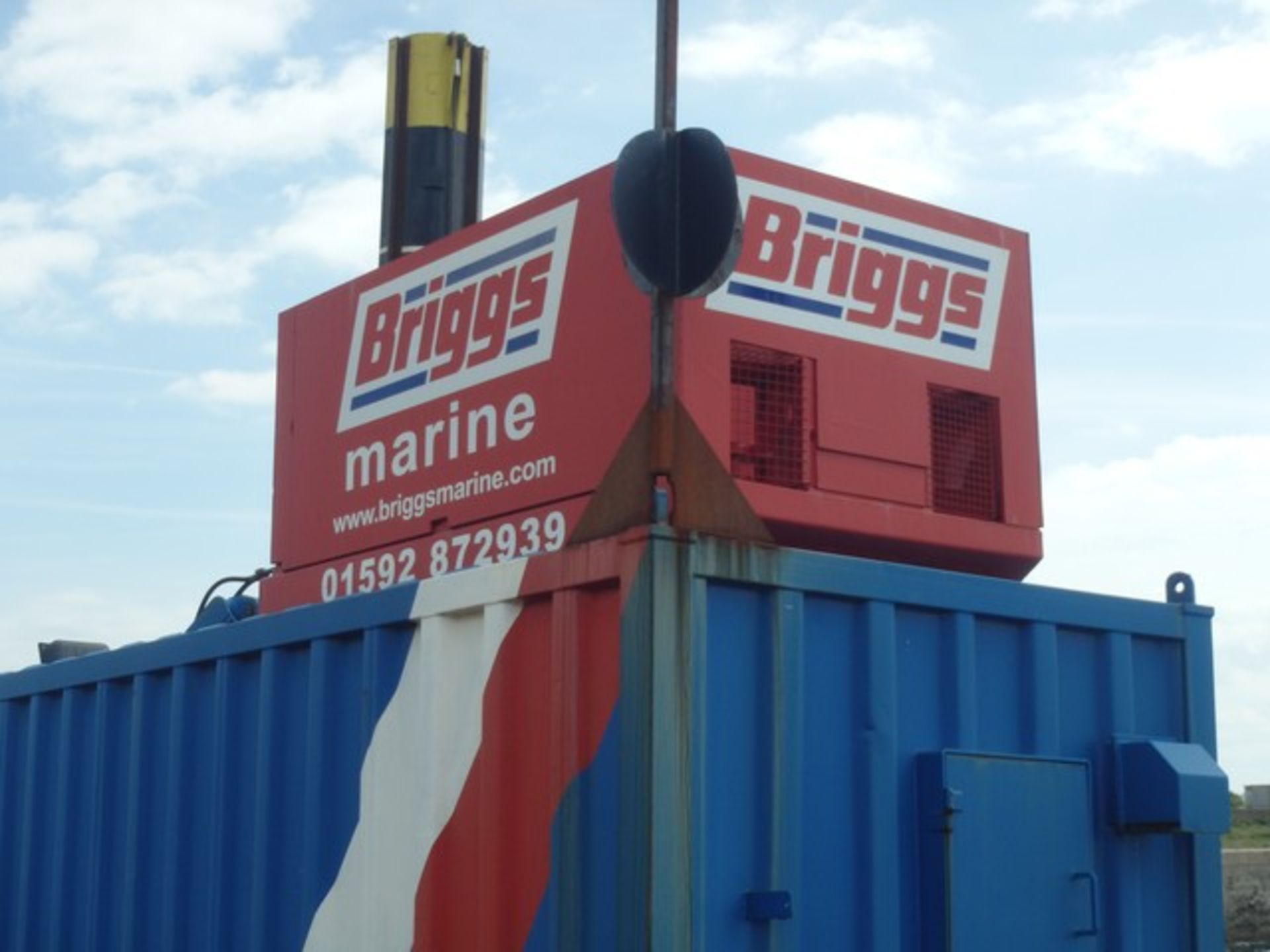 1957 STEEL DUMB BARGE WITH LIEBERR 962 EXCAVATOR C/W 3M & 5M BUCKETS, 3 X 16M SPUD LEGS - WINCH OPER - Image 16 of 16