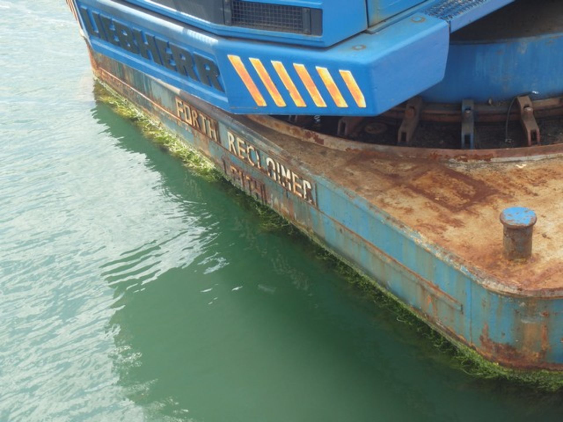 1957 STEEL DUMB BARGE WITH LIEBERR 962 EXCAVATOR C/W 3M & 5M BUCKETS, 3 X 16M SPUD LEGS - WINCH OPER - Image 7 of 16