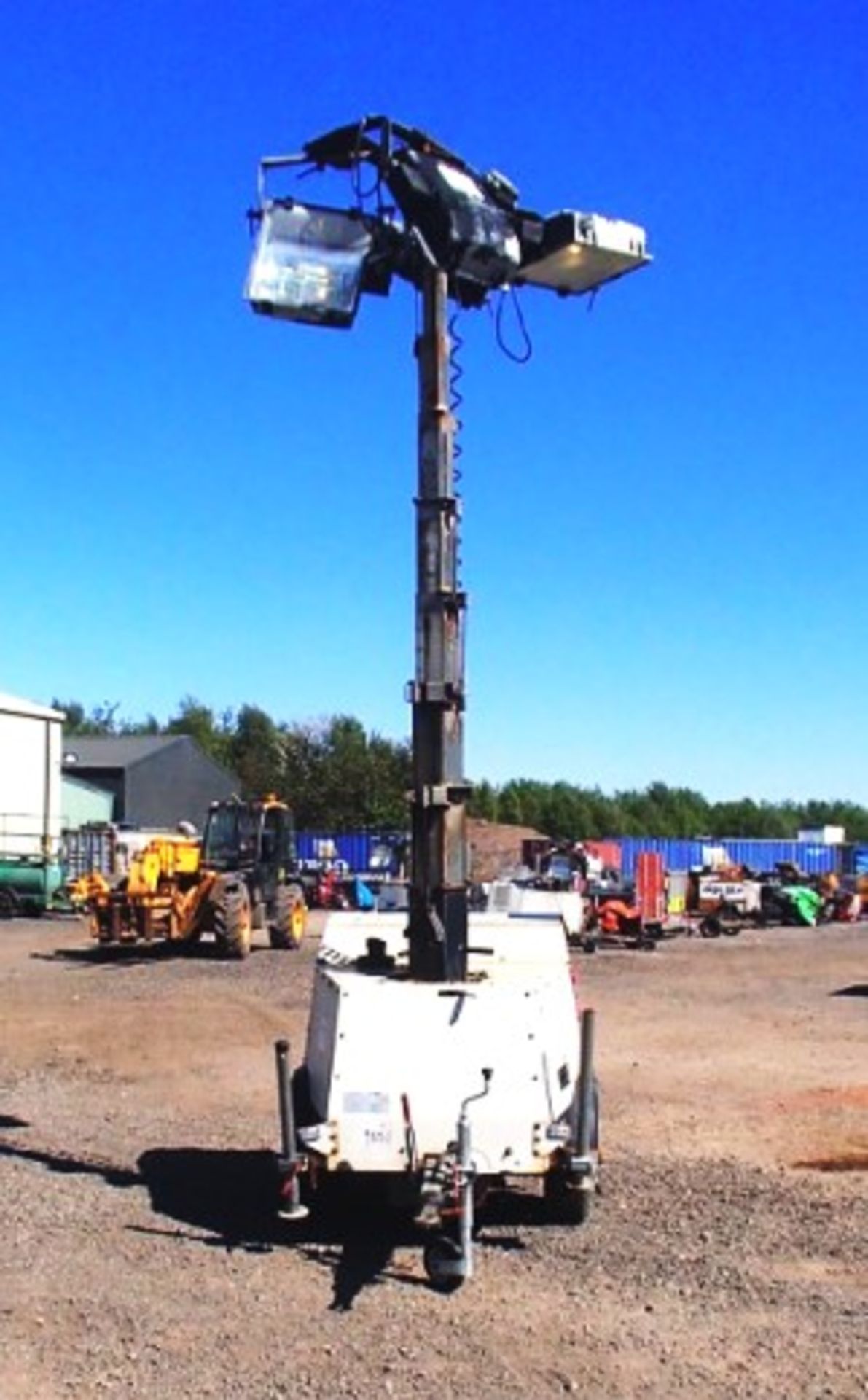 2010 SMC TL-90 SN t90108721 TOWABLE TOWER LIGHTS. ENGINE POWR 7.7KW@1500RPM. 932 HRS