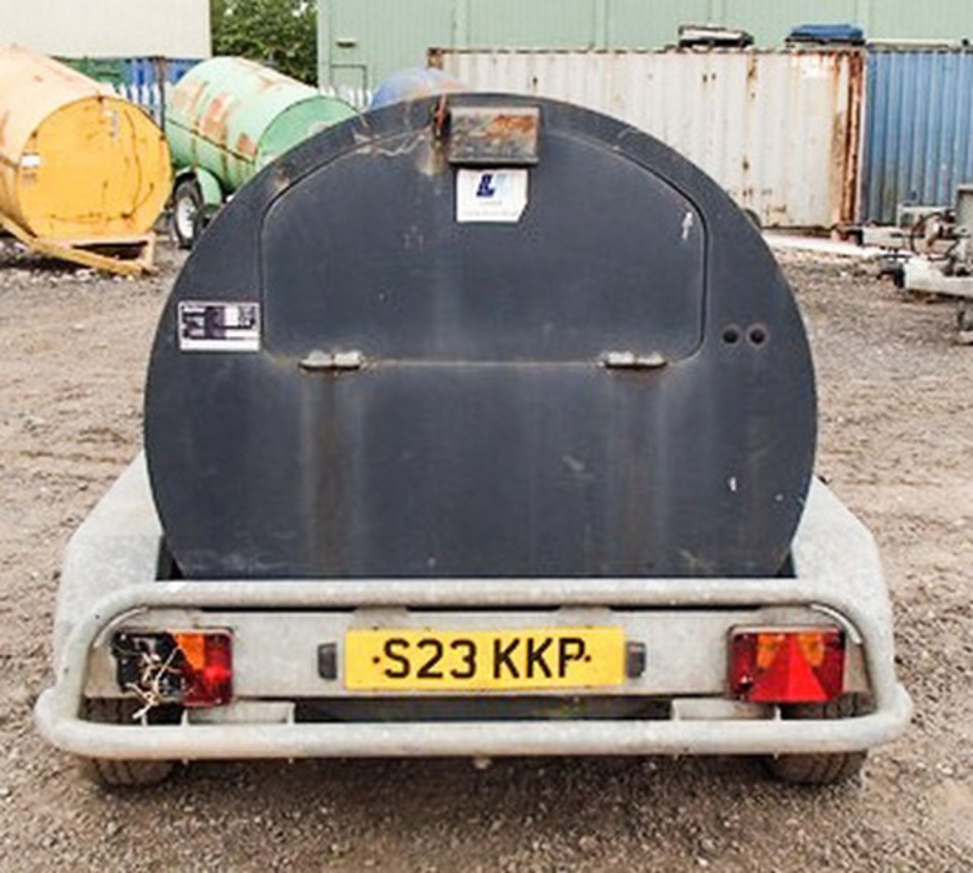 GREY 1000LTR FUEL BOWSER - Image 5 of 11