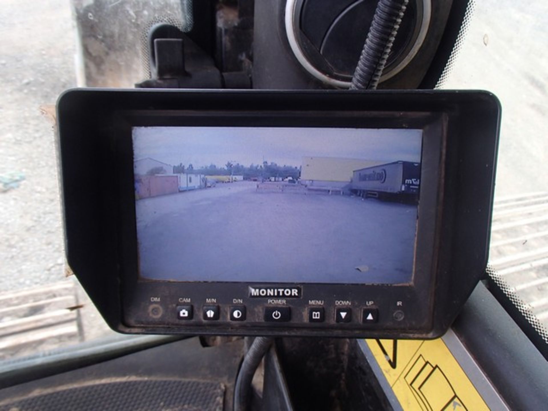 2014 JCB 145HD WIDESPREAD, S/N JCBJS14EV02307404, 1875HRS (NOT VERIFIED) C/W 2 SETS OF TRACKS STANDA - Image 31 of 35