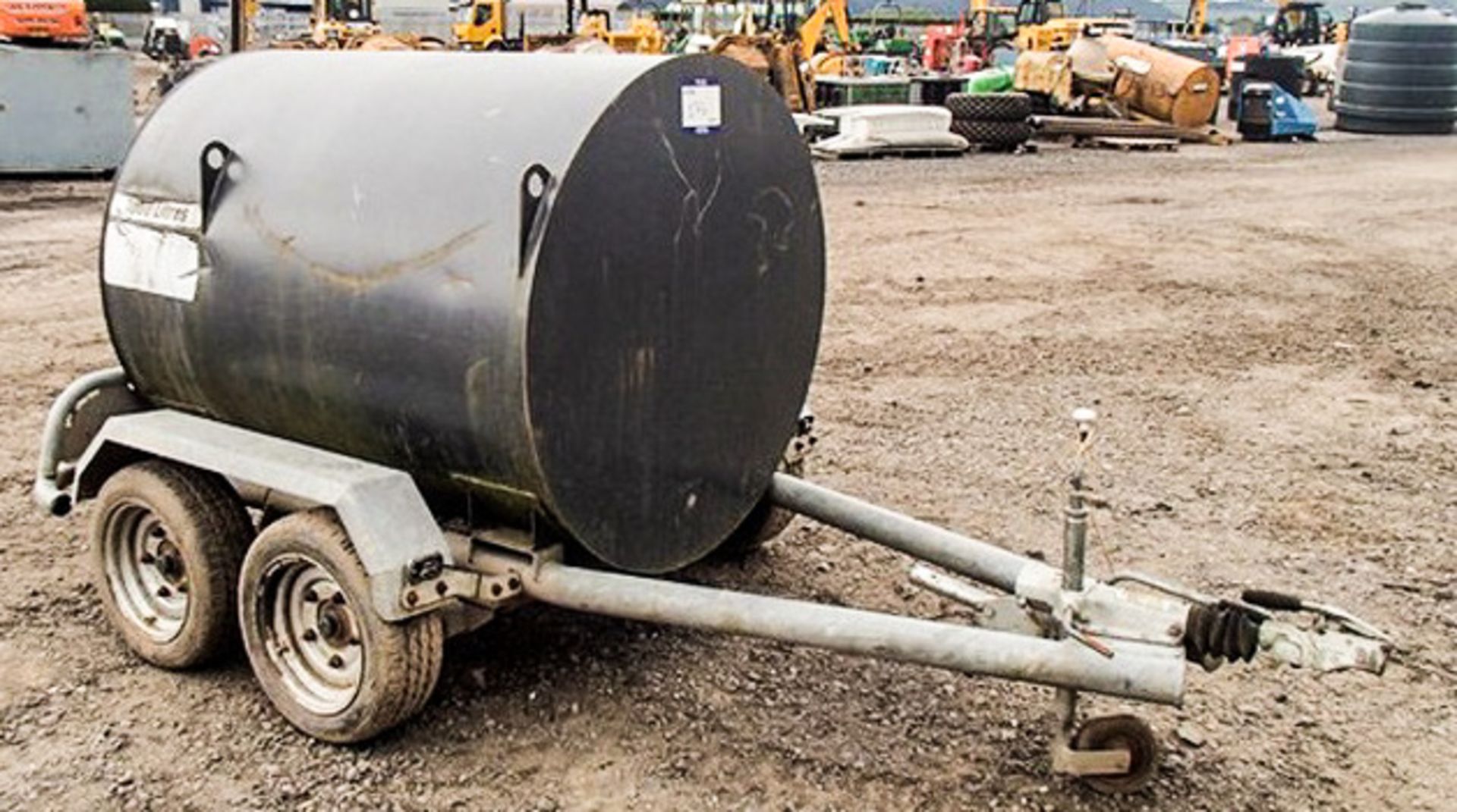 GREY 1000LTR FUEL BOWSER - Image 3 of 11