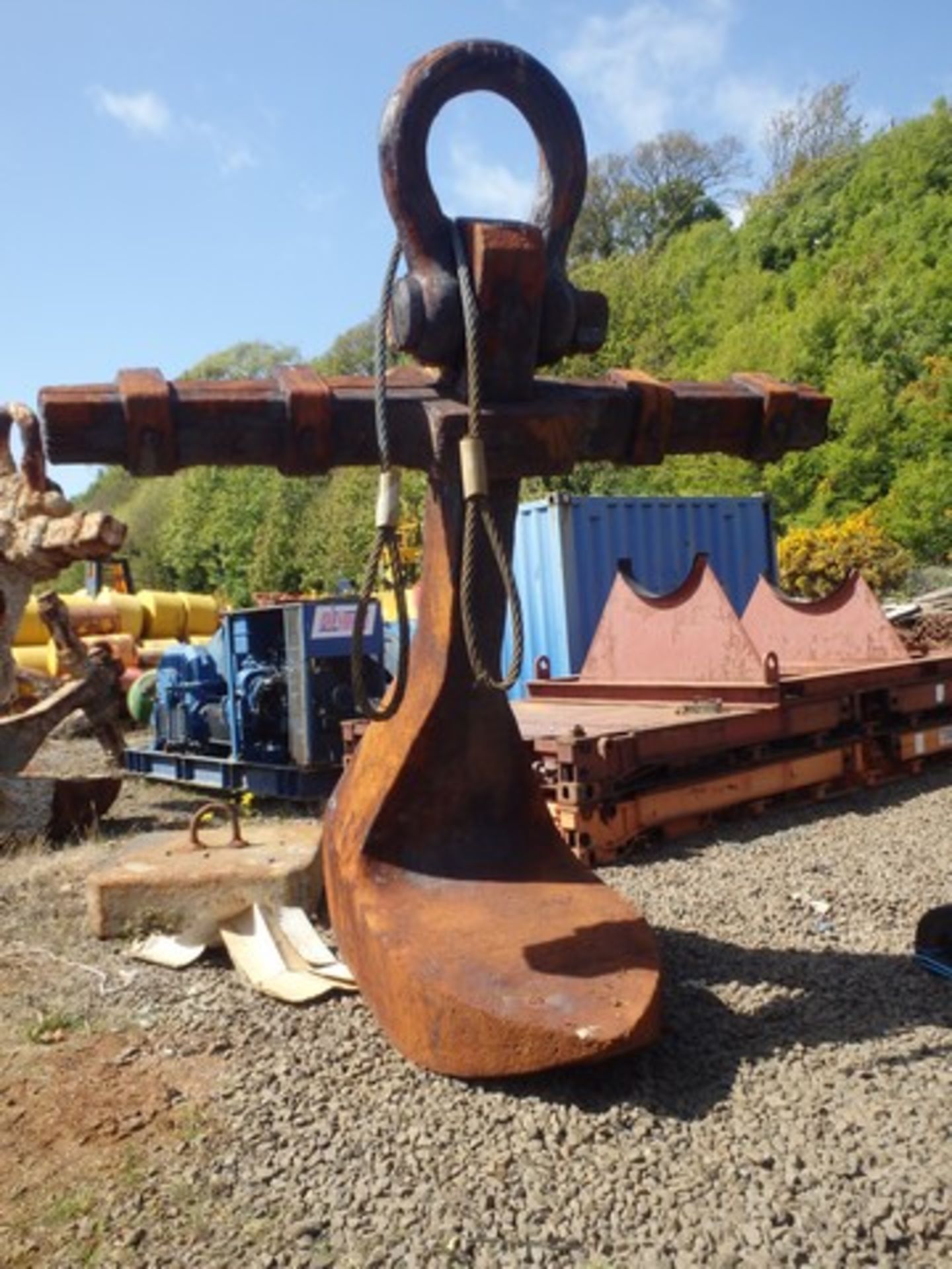 1 LARGE SHIPS ANCHOR*** SOLD FROM & VIEWED FROM BRIGGS MARINE, BURNTISLAND, VIEWING BY APPOINTMENT *