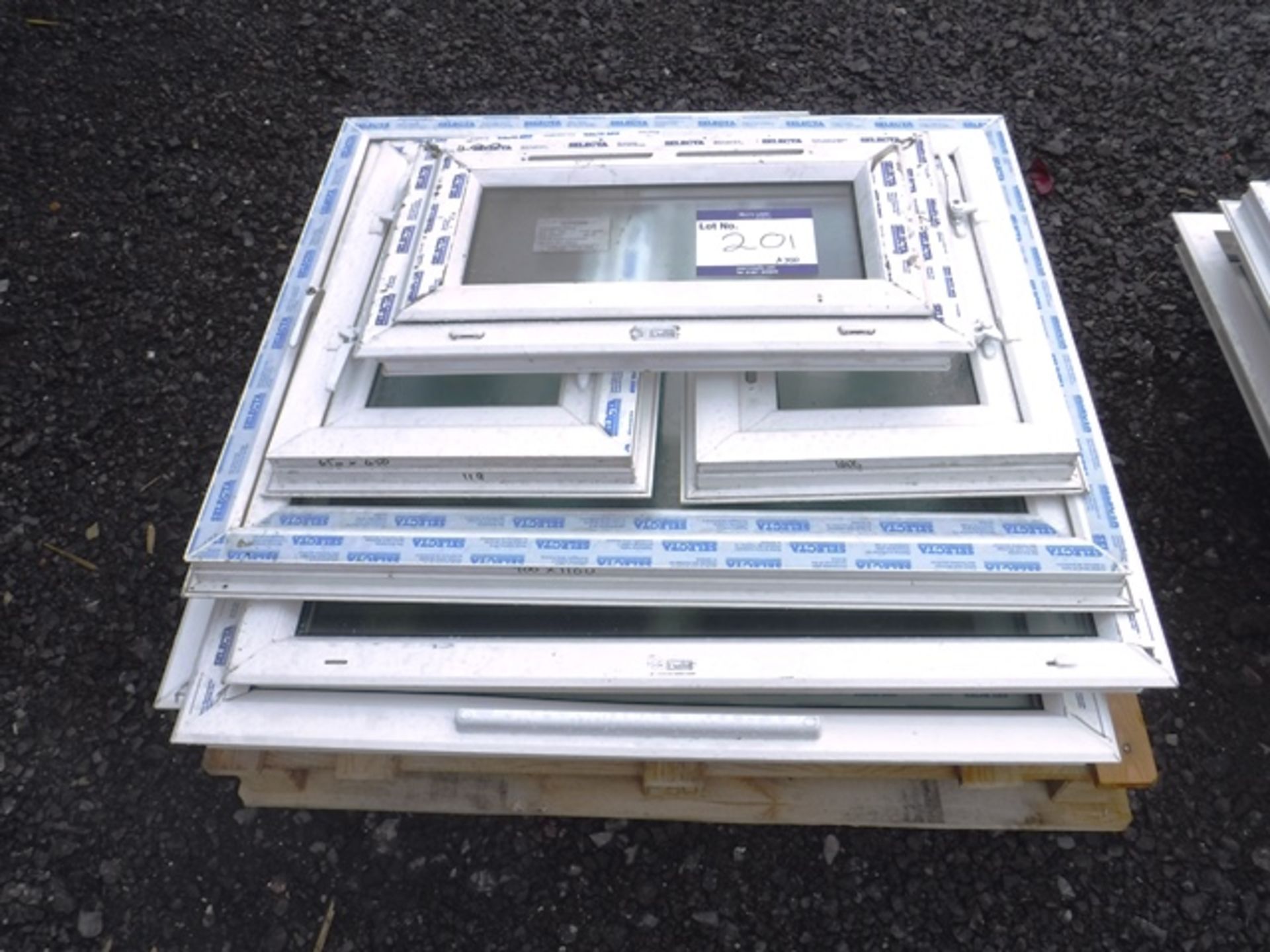 3 X PVC WINDOWS 1055MM X 1075MM, 1 PVC WINDOW 1100MM X 900MM, 2 X PVC WINDOWS 650MM X 450MM, 1 PVC W