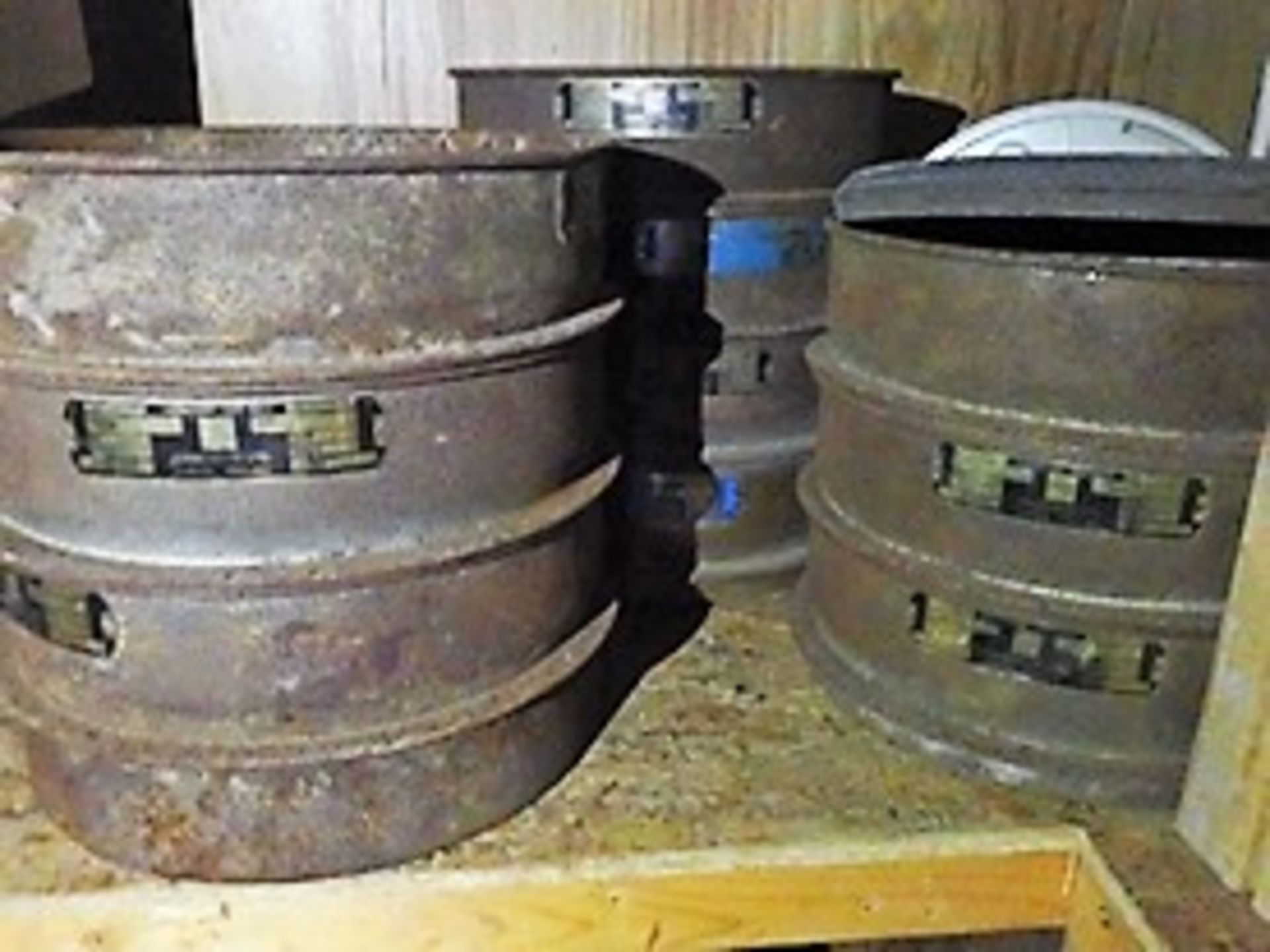 APPROX 11 SIZE TESTING SIEVES, 300MM DIAMETER