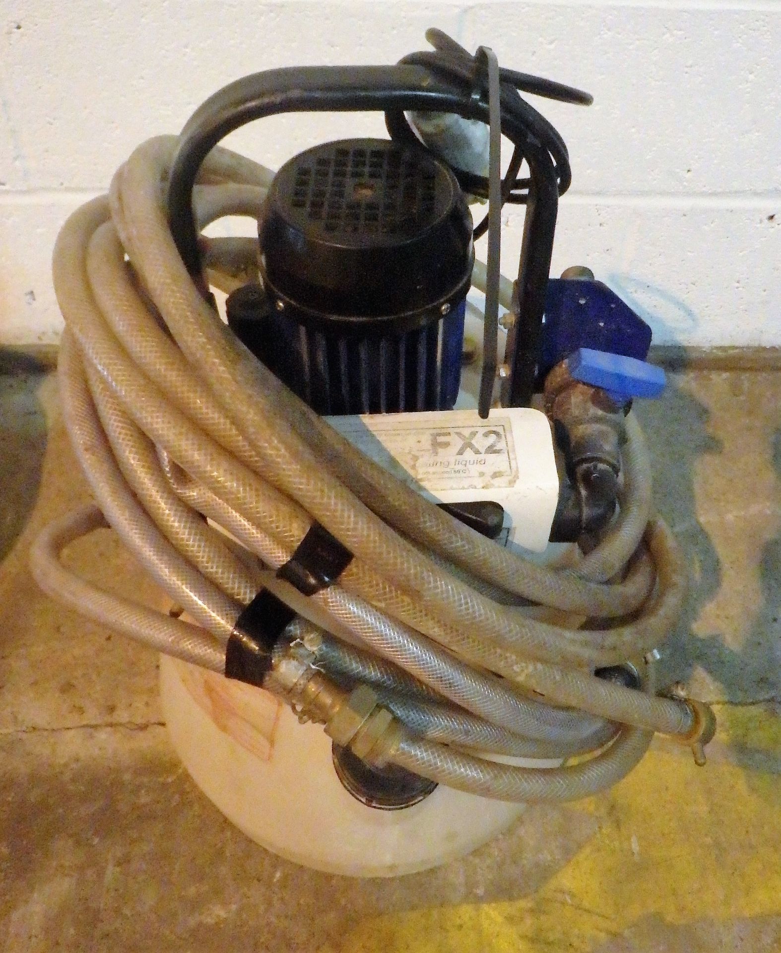 CLEARFLOW SYSTEM FLUSHING & DESCALING PUMP (WHITE).**DUE TO BUSINESS RE-ORGANISATION**