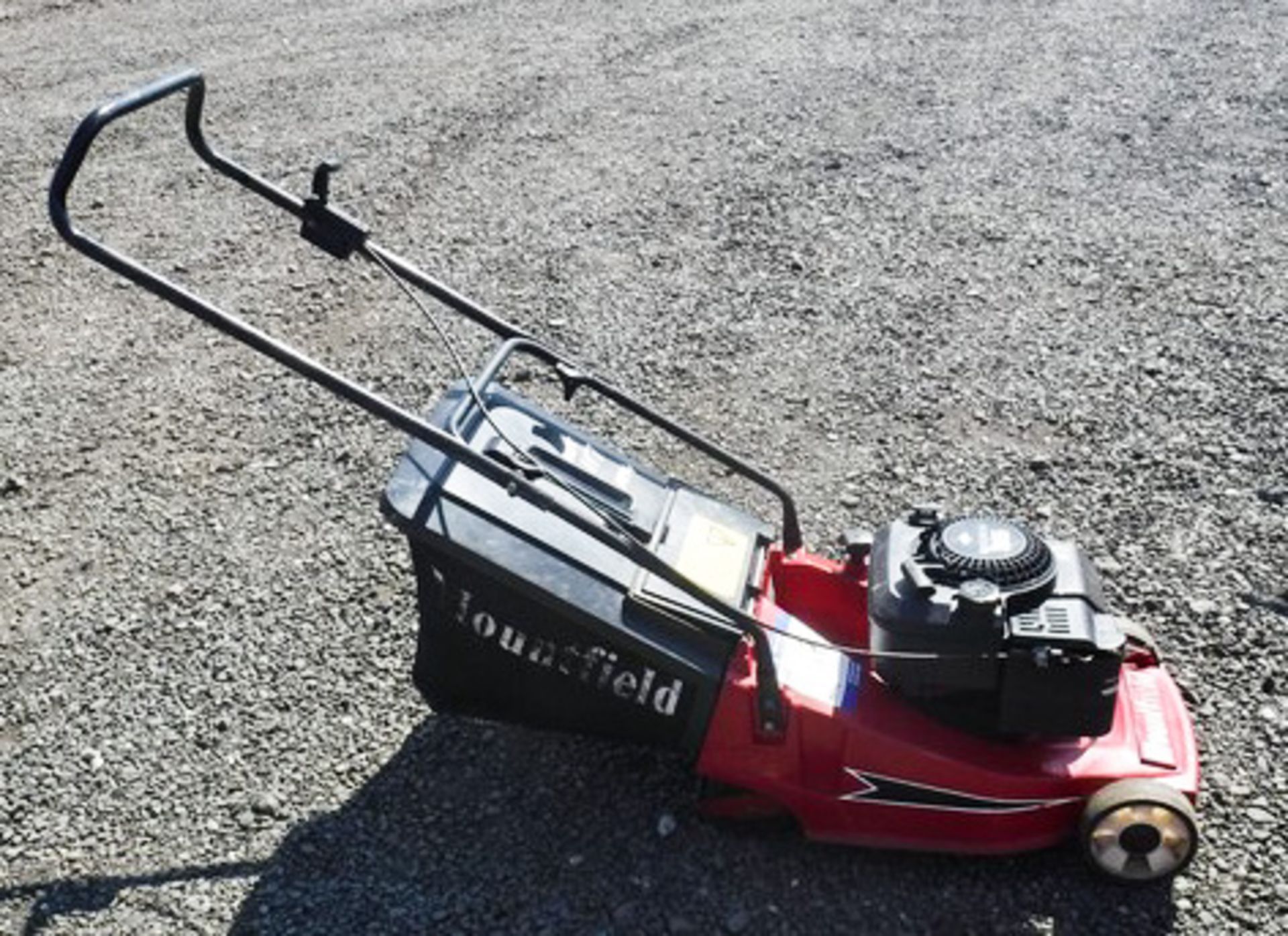 16" MOUNTFIELD EMPRESS ROTARY LAWNMOWER - Image 2 of 2