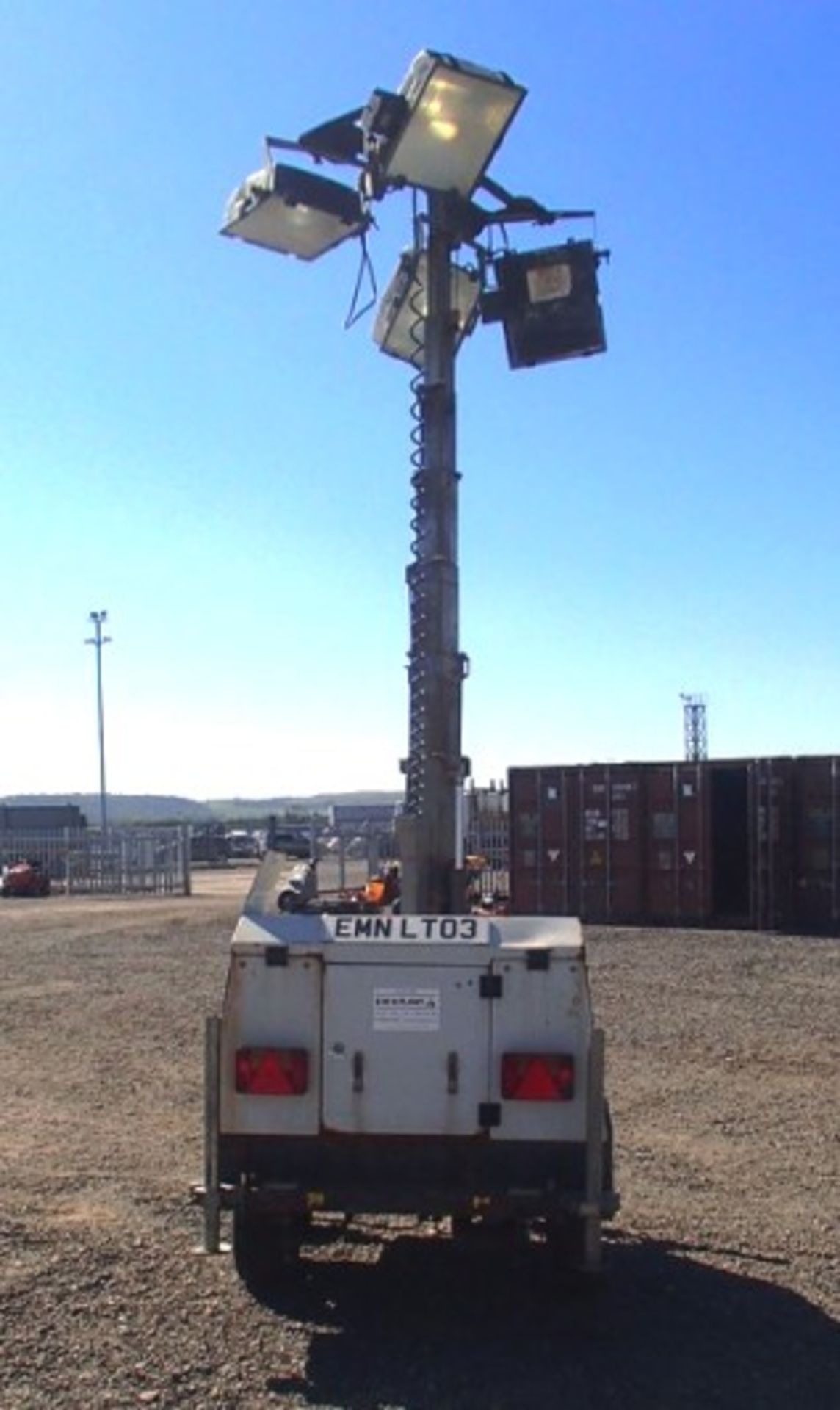 2010 SMC TL-90 SN t90108721 TOWABLE TOWER LIGHTS. ENGINE POWR 7.7KW@1500RPM. 932 HRS - Image 3 of 6