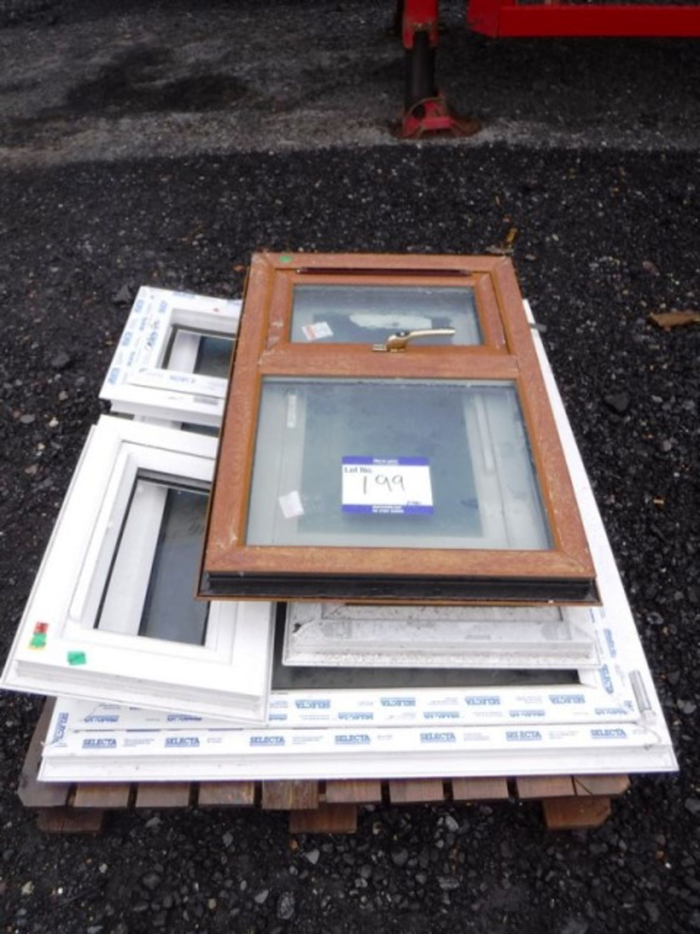 1 PVC WINDOW 1000MM X 1300MM, 1 PVC WINDOW 855MM X 500MM WITH BROKEN GLASS, 1 PVC WINDOW FRAME400MM