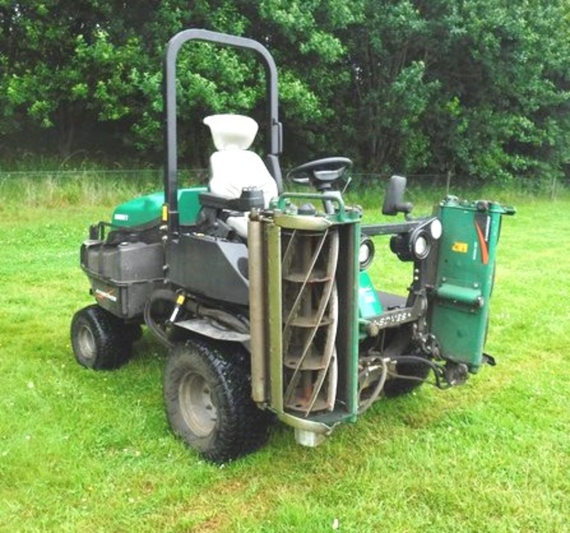 2013 REG RANSOMES PARKWAY 3 RIDE-ON MOWER REG SF13 HKG. S/N H000414. 2039HRS (NOT VERIFIED) - Image 10 of 16